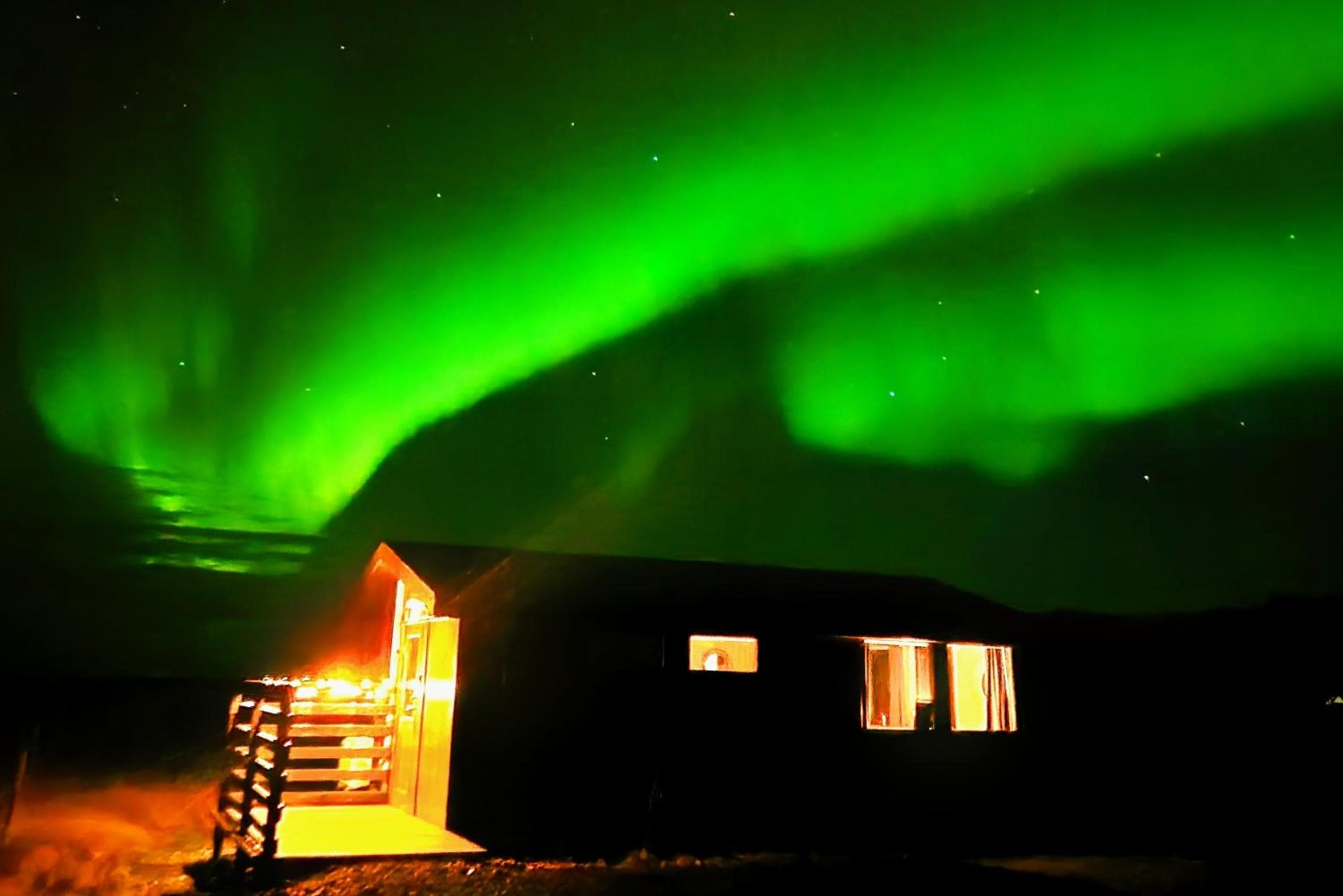 Aurora Cabin and Private Jacuzzi