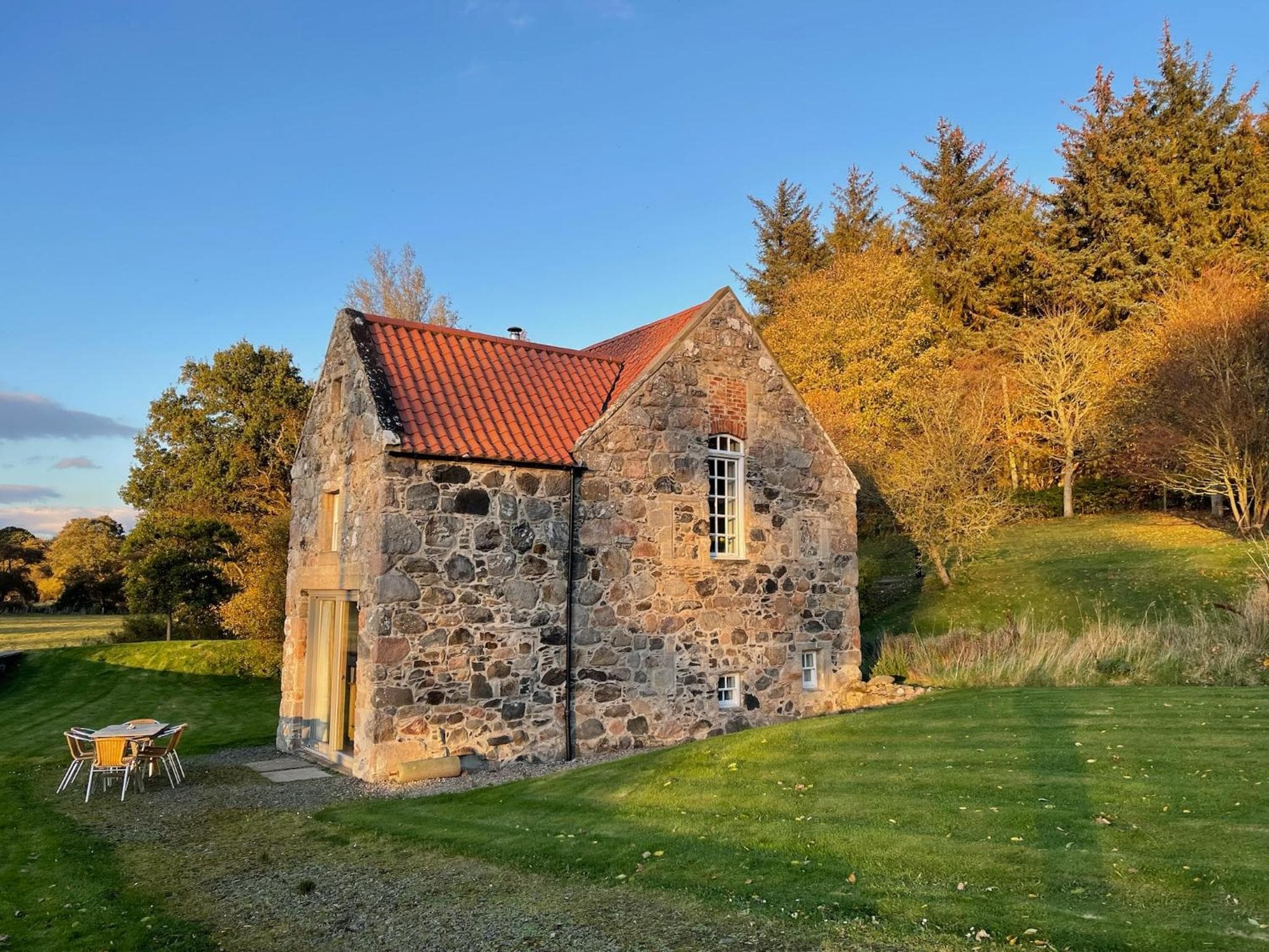Stunning Rural Mill House nr beach and harbour
