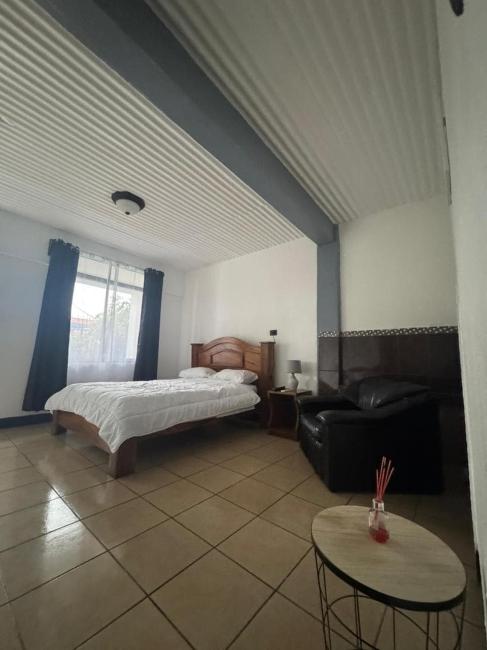 Hotel y restaurante Tabaconess