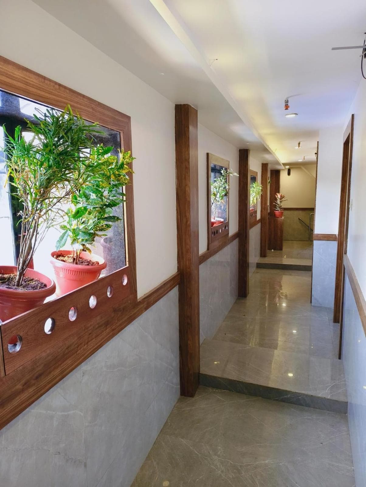 Hotel Elegant - Mohammed Ali Road