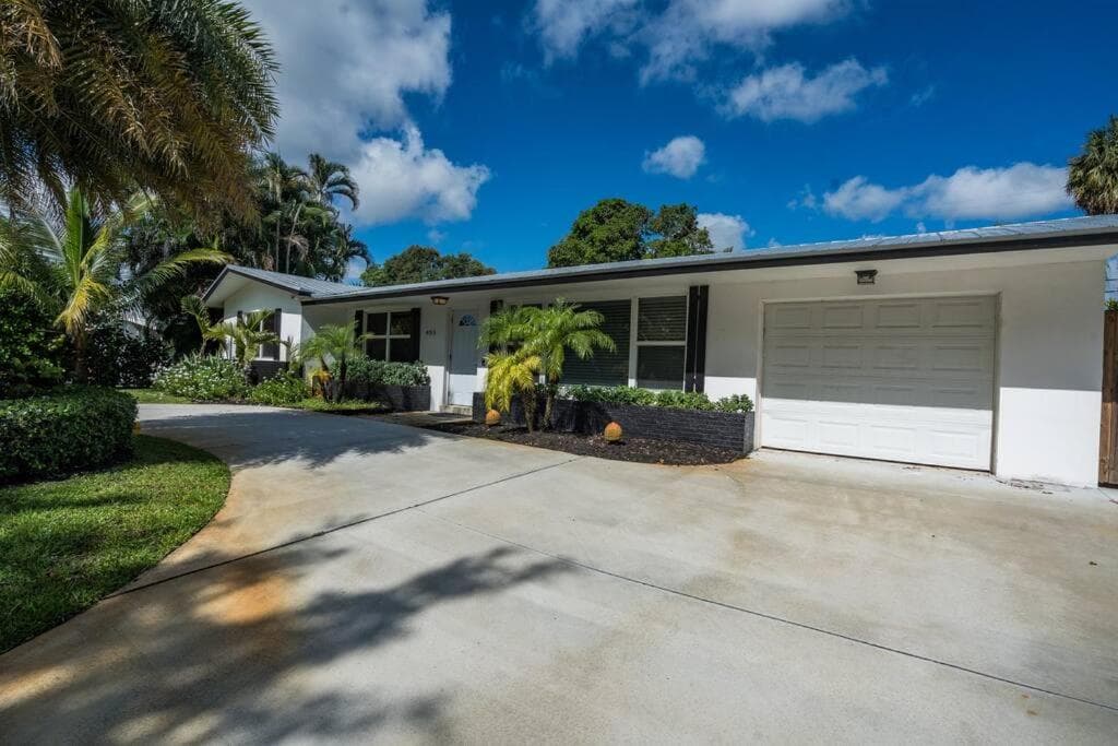 Paradise Villa #833