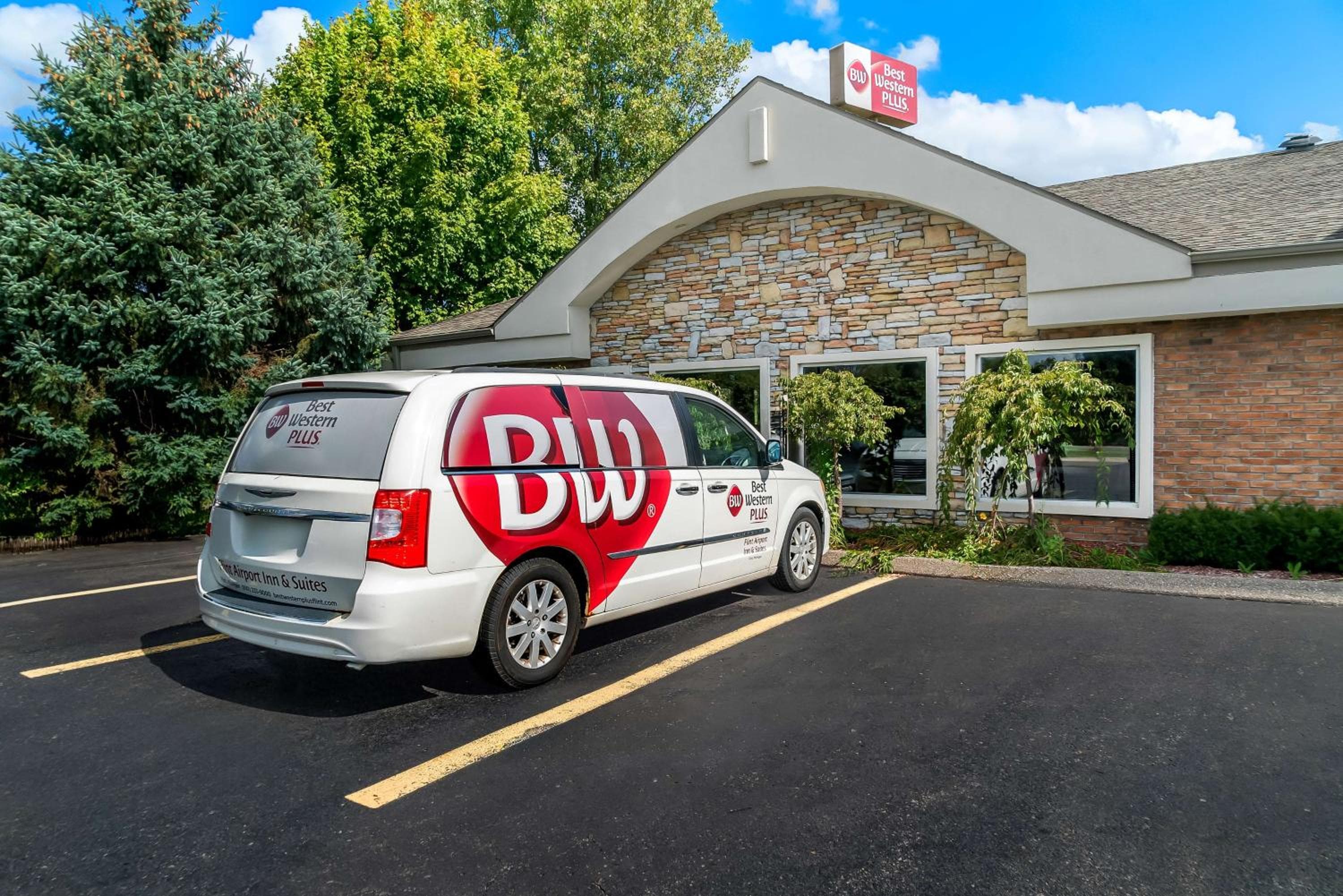 Best Western Plus Flint Airport Inn & Suites