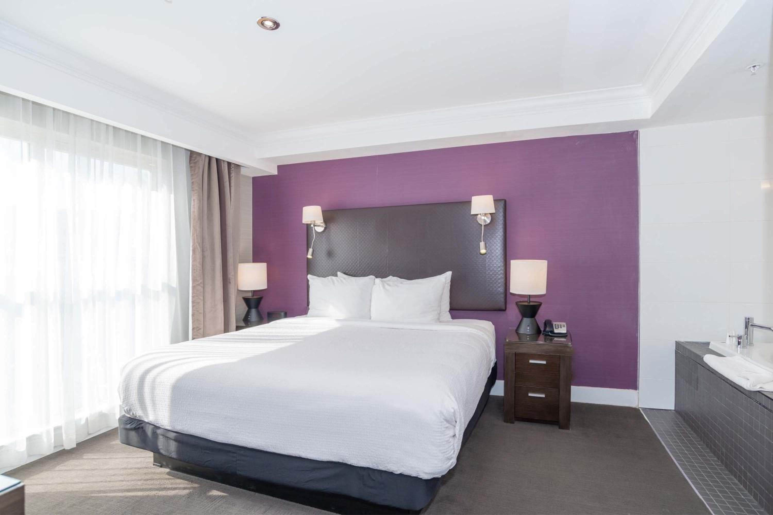Sandman Signature Kamloops Hotel