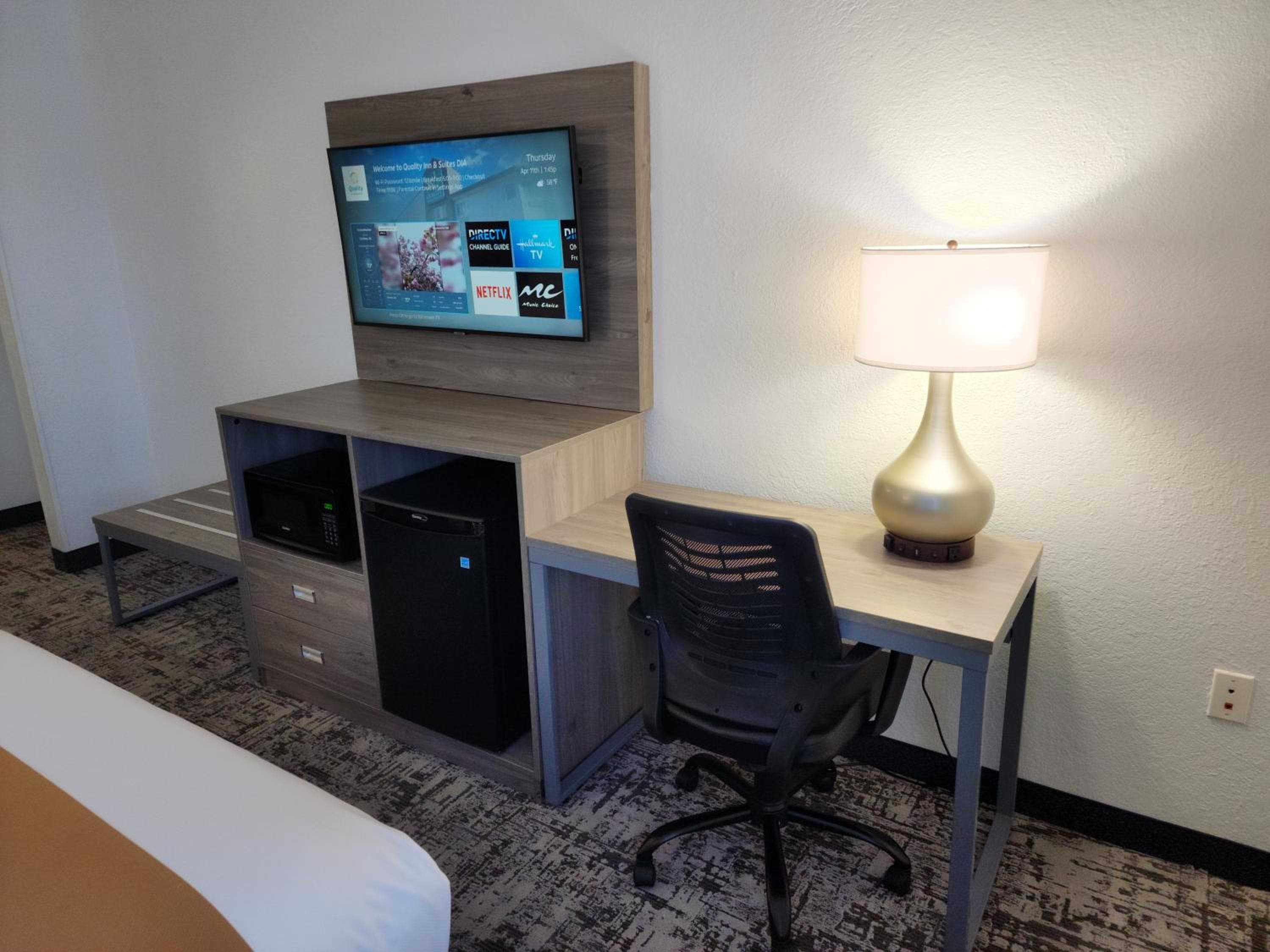 Garner Hotel Denver Airport Area