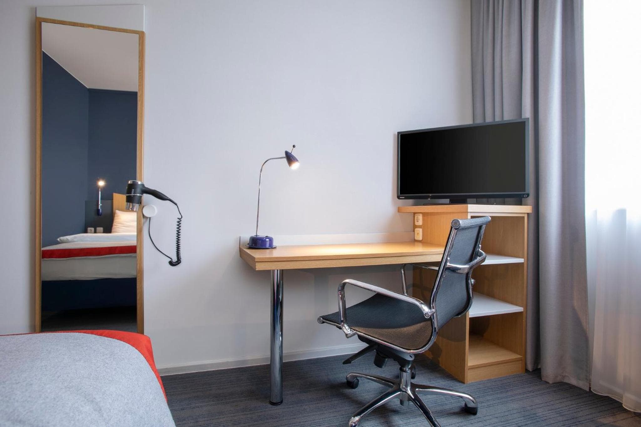 Holiday Inn Express Frankfurt Airport by IHG