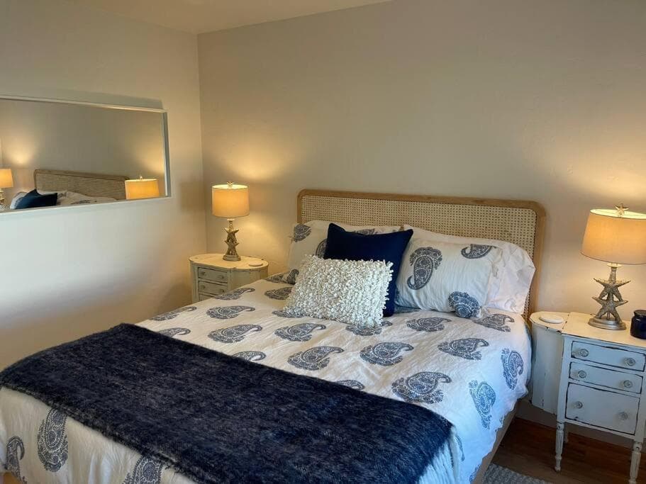 Santa Cruz - Pleasure Point Beach Bungalow