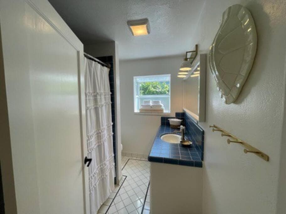 Santa Cruz - Pleasure Point Beach Bungalow