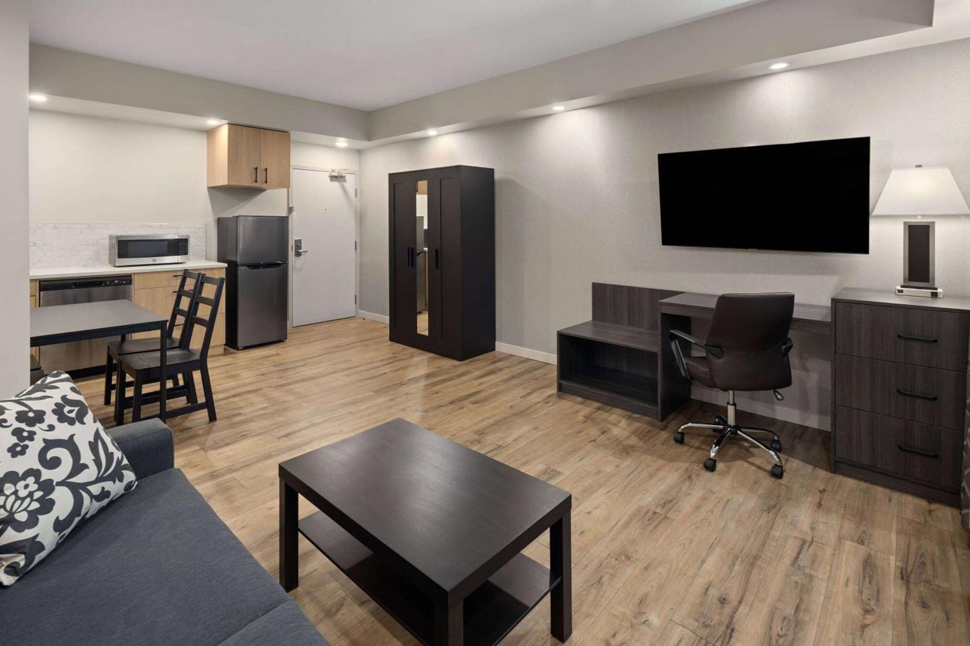 Baymont by Wyndham West Edmonton