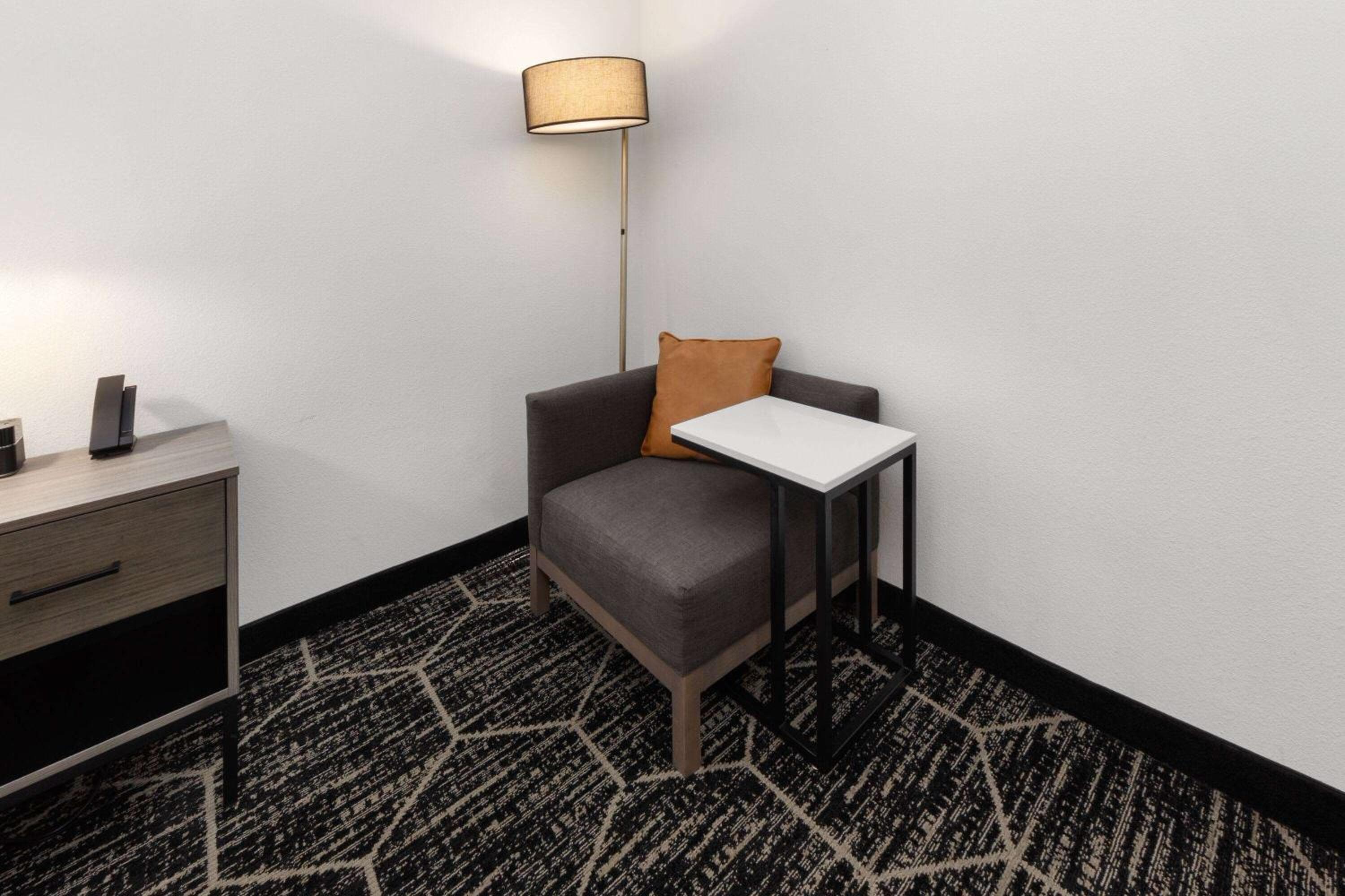 La Quinta Inn & Suites by Wyndham Austin Parmer Tech Ridge