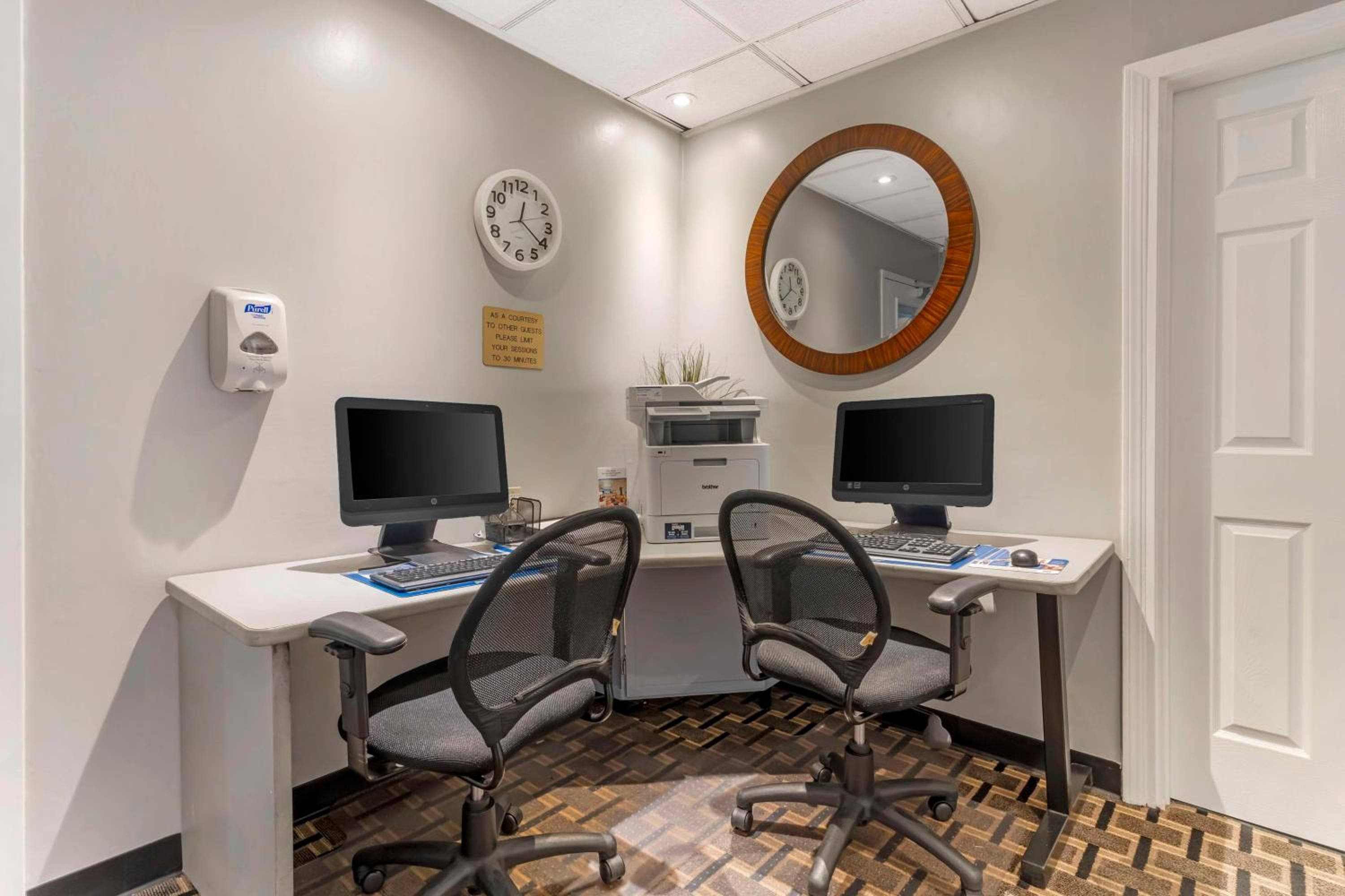 Best Western Plus Grosvenor Airport Hotel