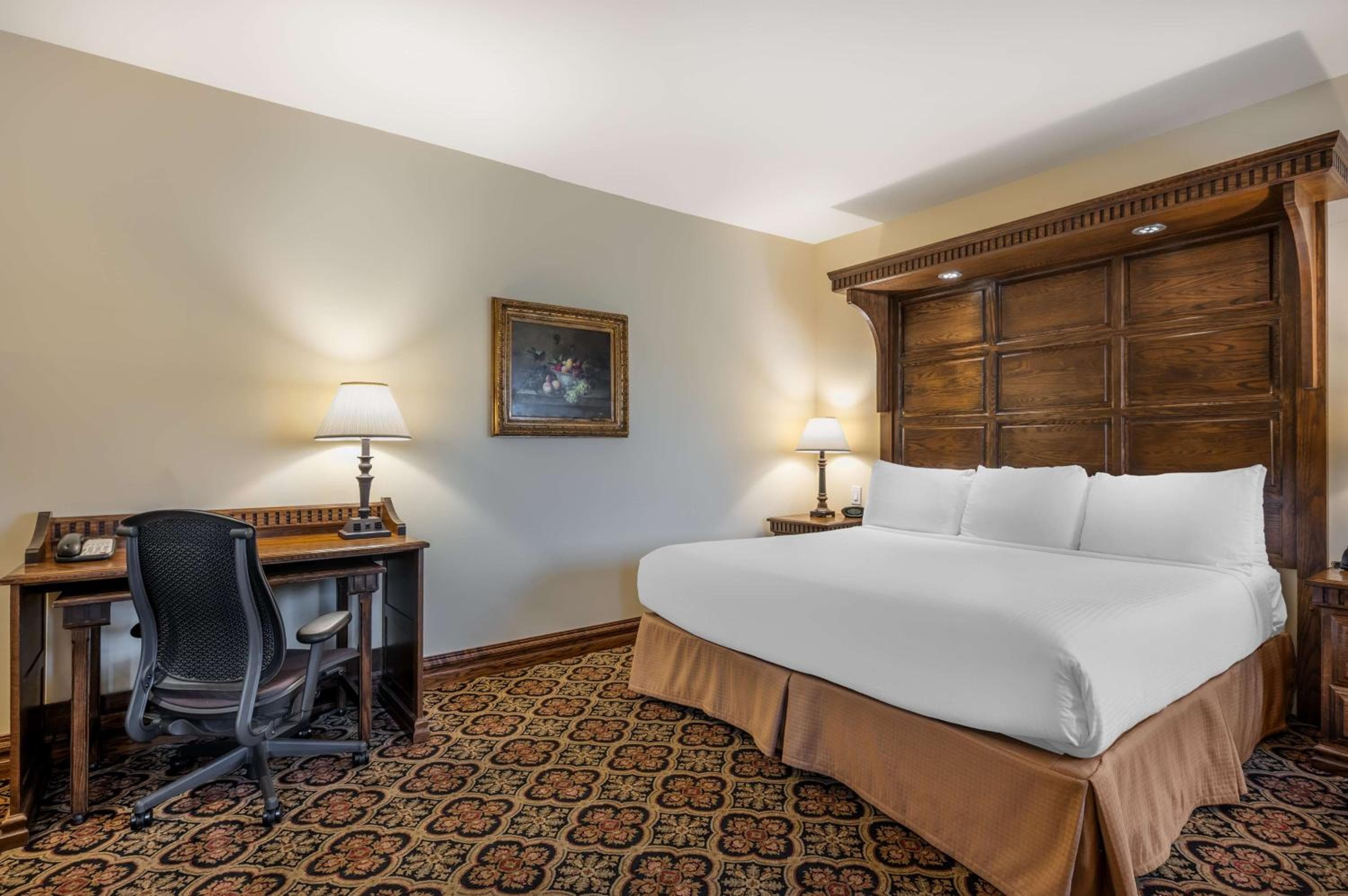 Best Western Premier Mariemont Inn