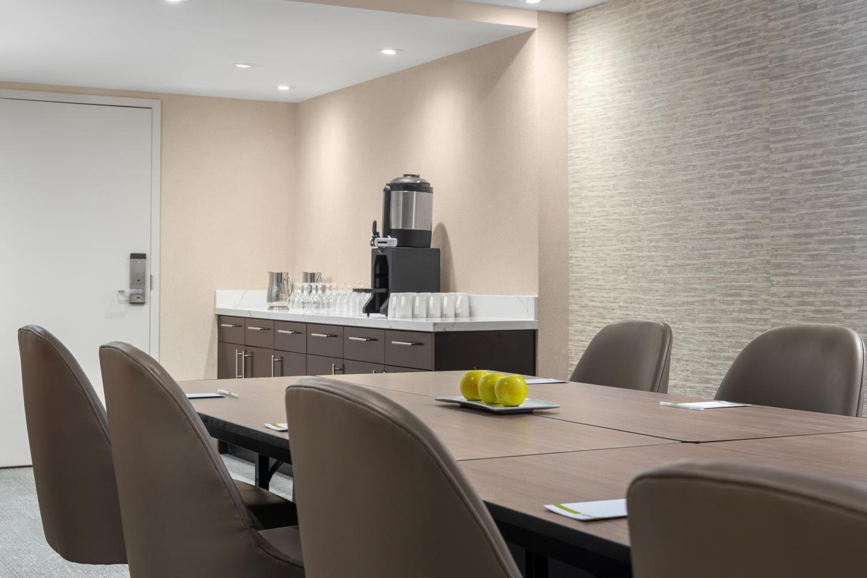 Home2 Suites By Hilton Kitchener