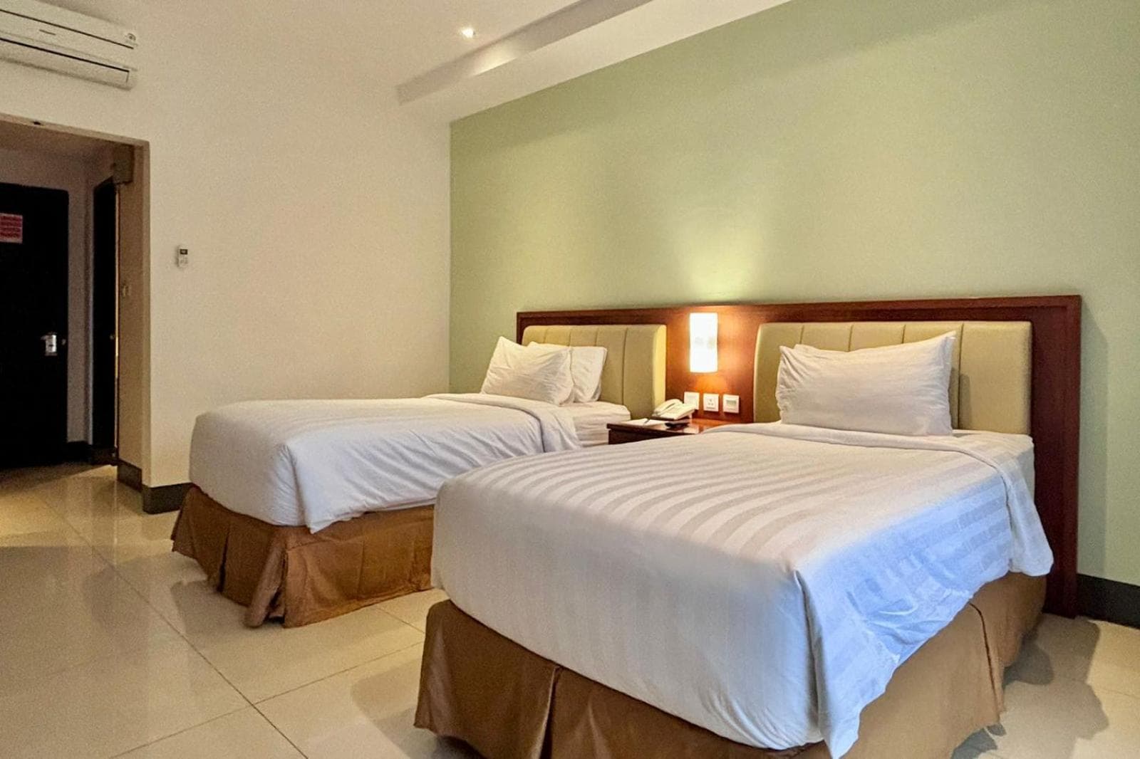 Thong's Inn Hotel Kualanamu