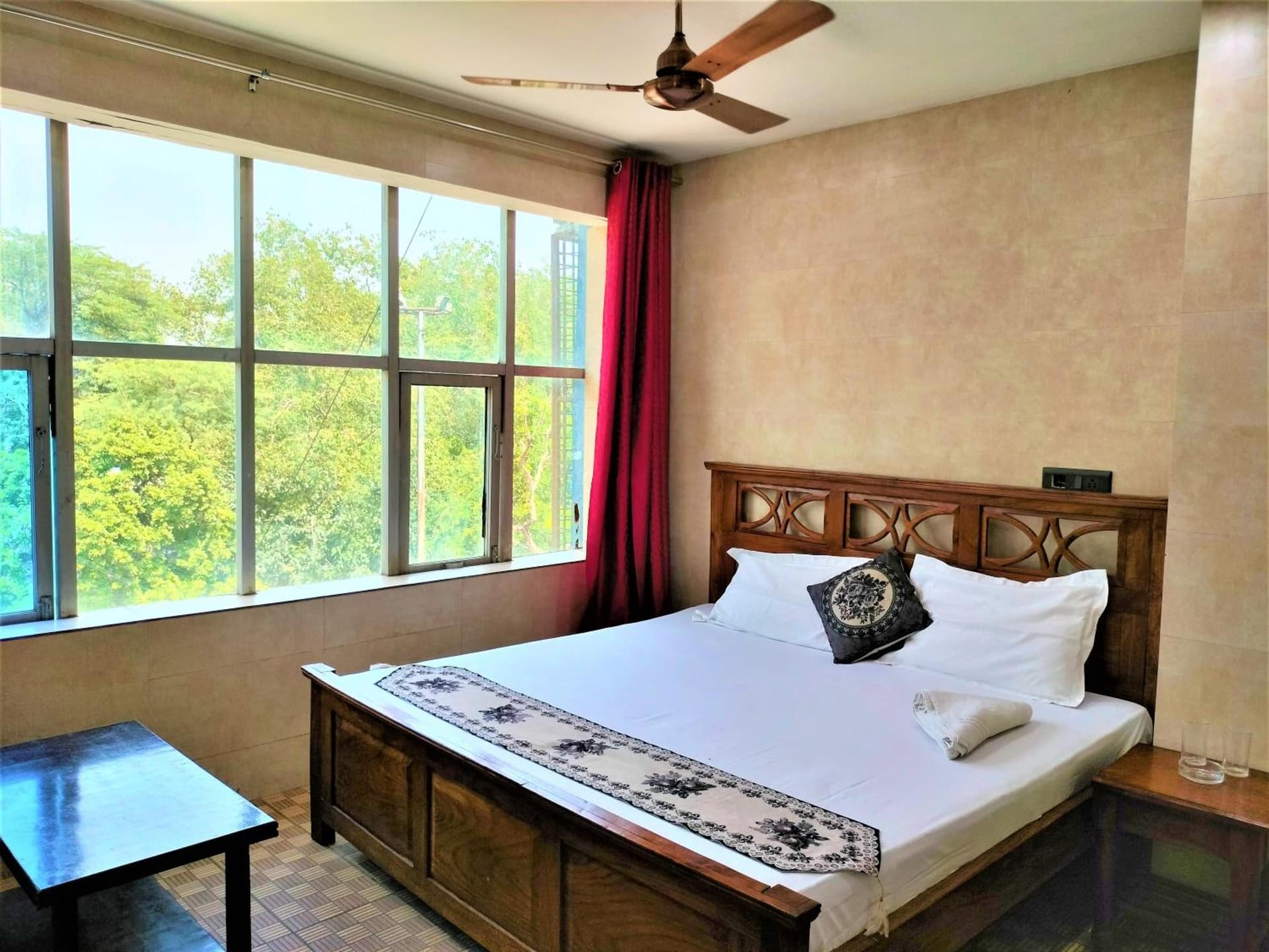 Shamim Residency ---Near Nizamuddin Aulia Dargah