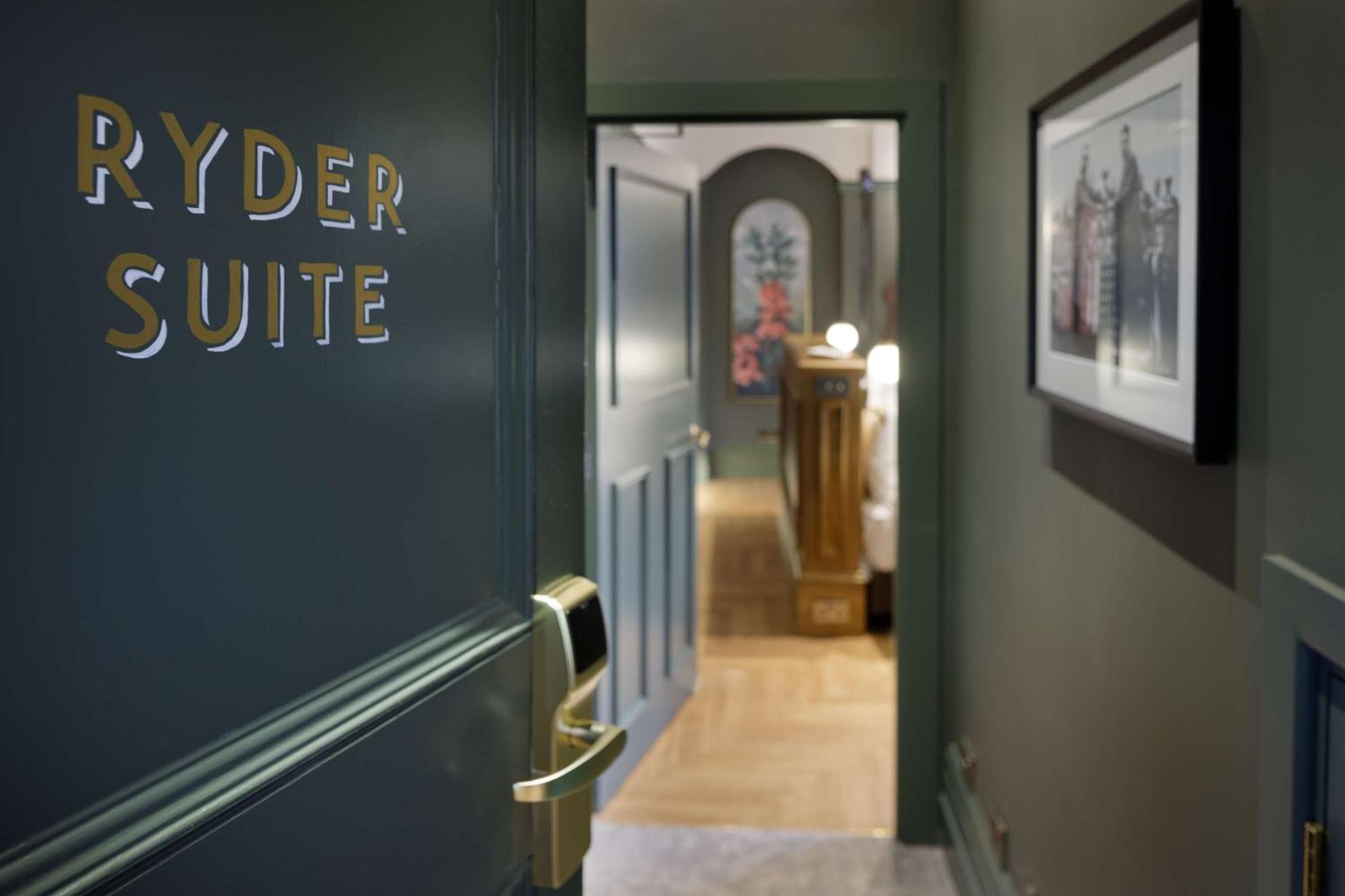 The Samuel Ryder Hotel St Albans, Tapestry Collection Hilton
