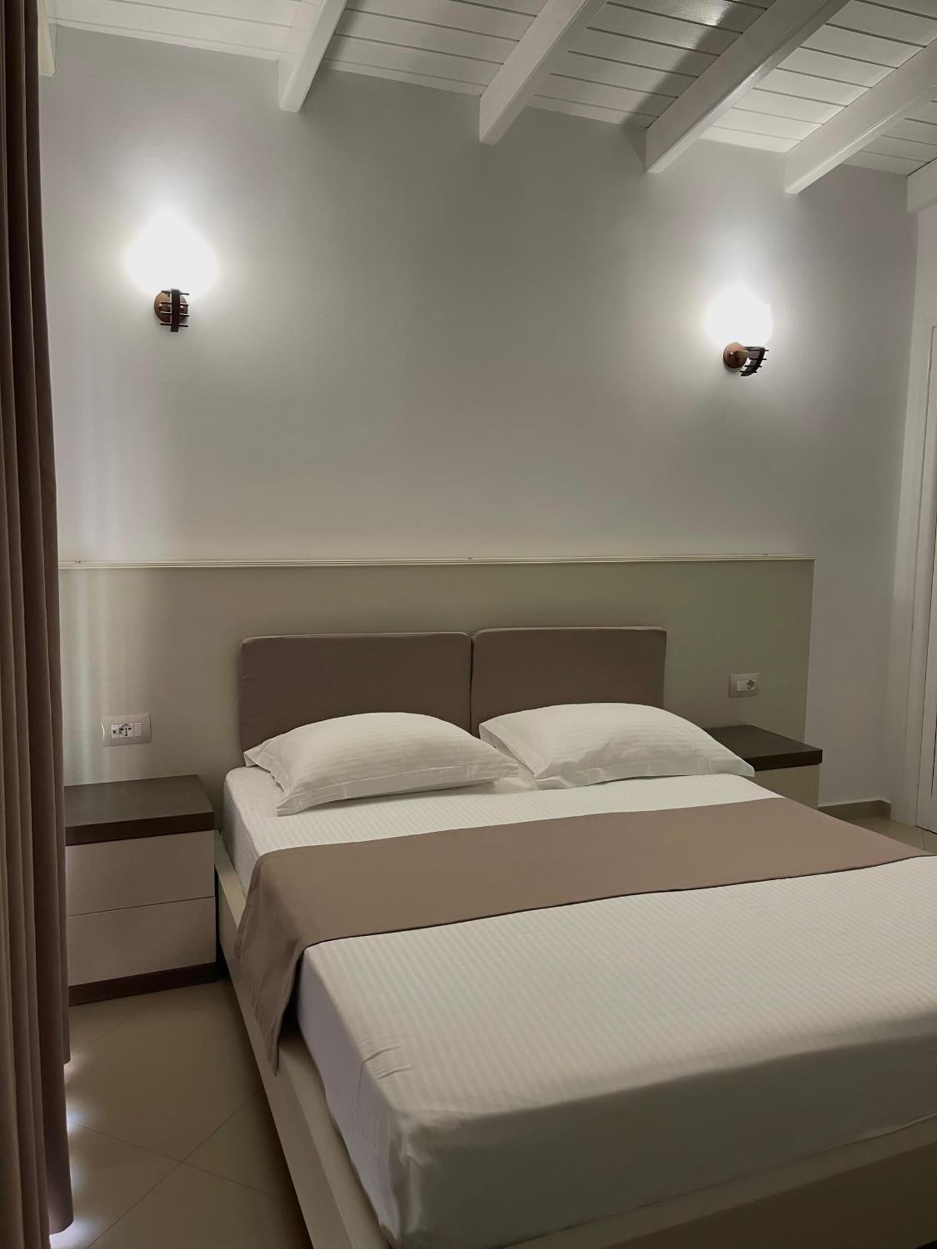 Mariksel HOTEL