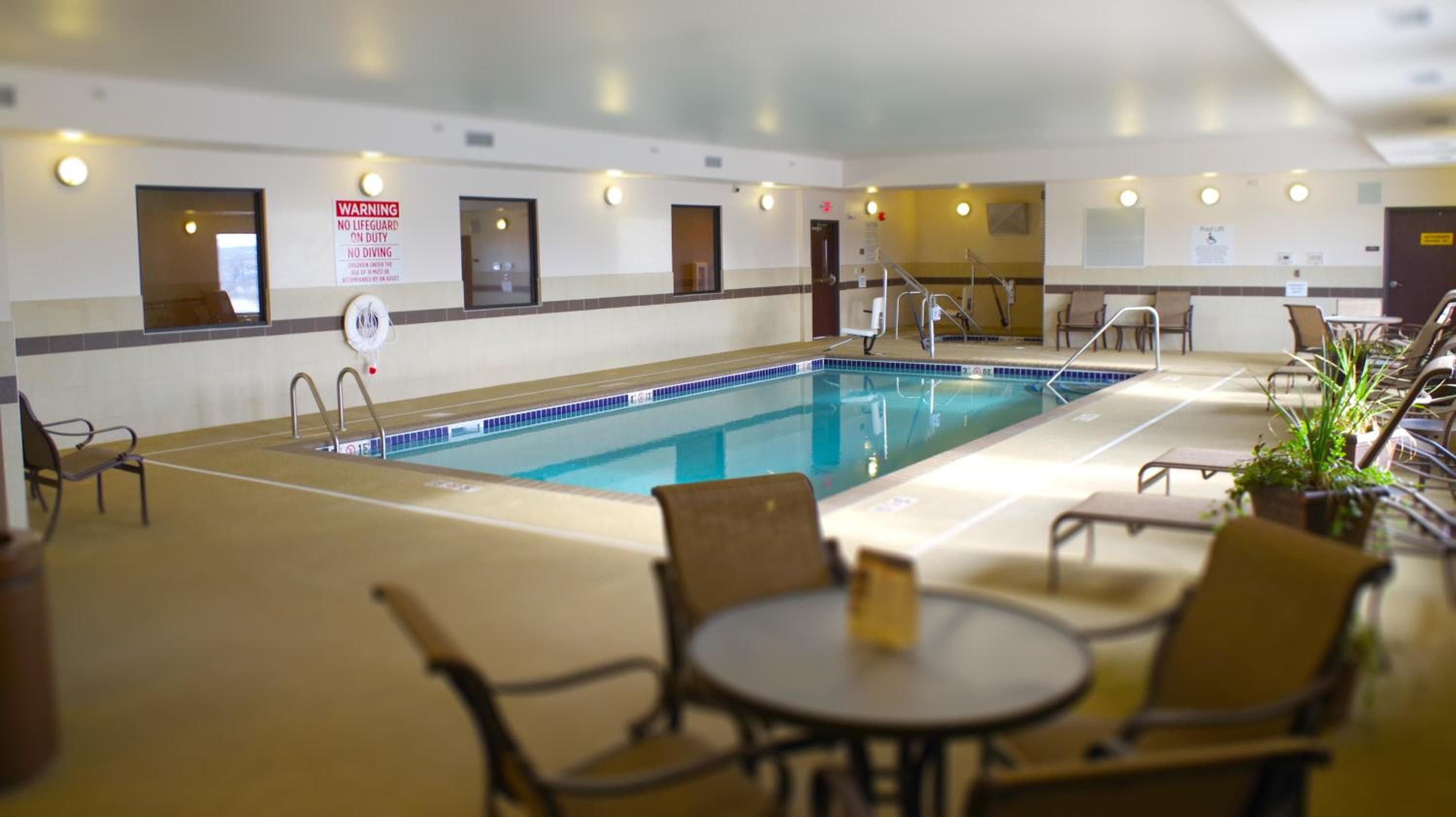Best Western Plus Lincoln Inn & Suites