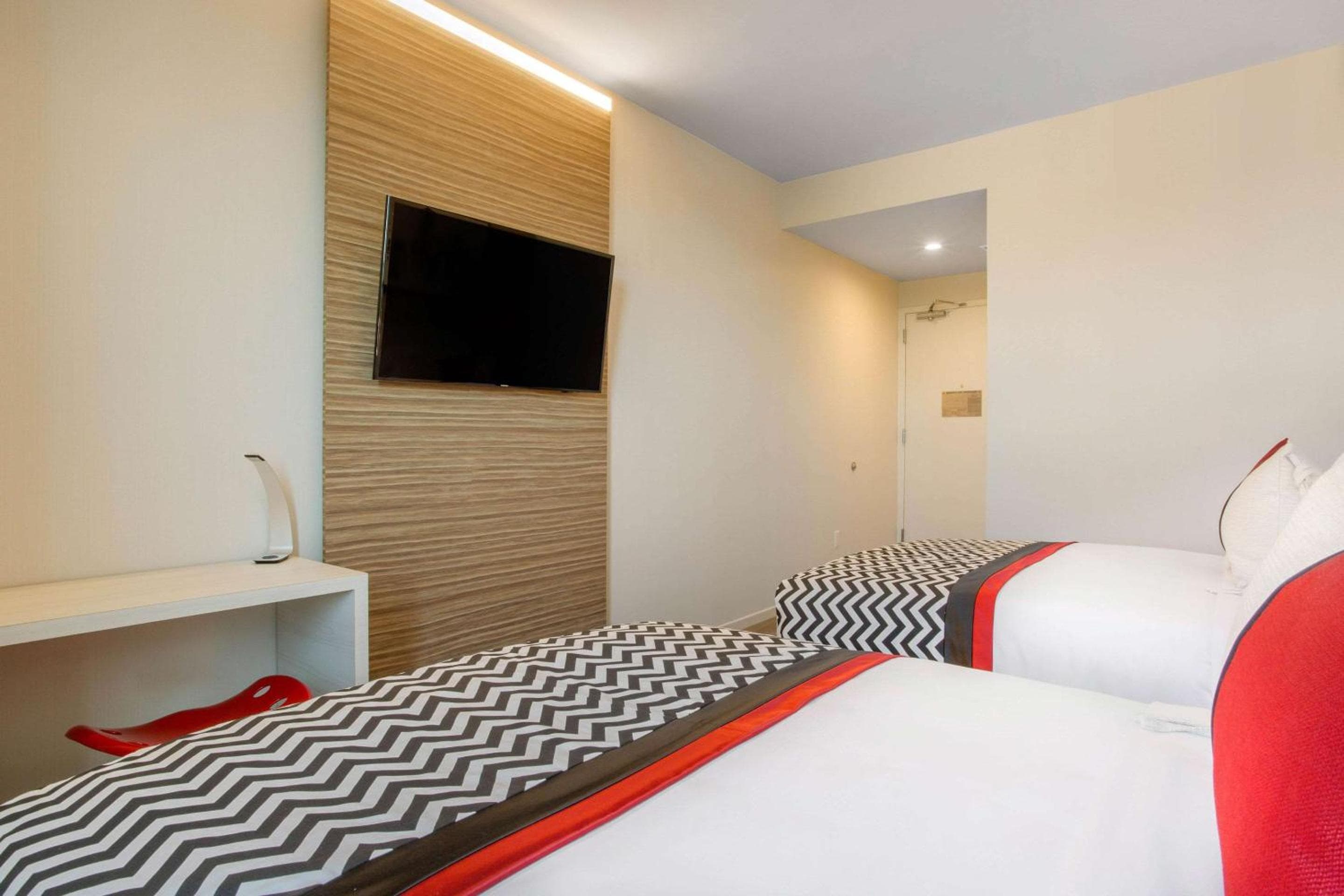 Insignia Hotel Brooklyn, an Ascend Collection Hotel