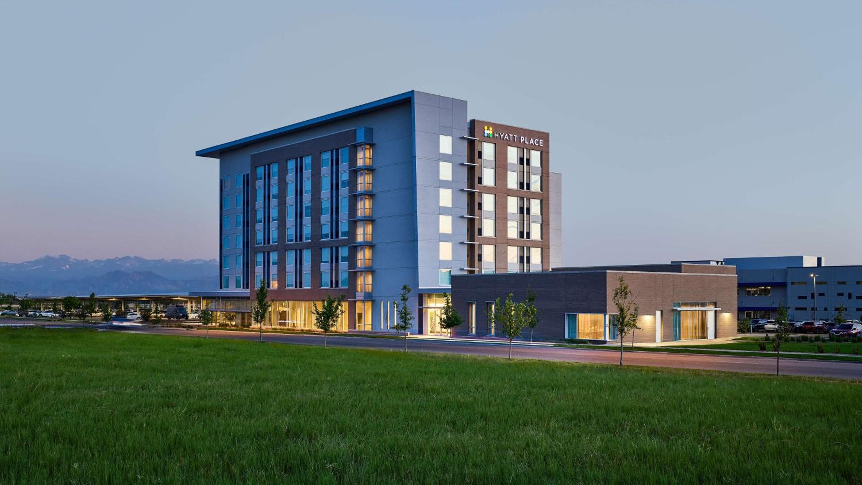 Hyatt Place Pena Station/Denver Airport