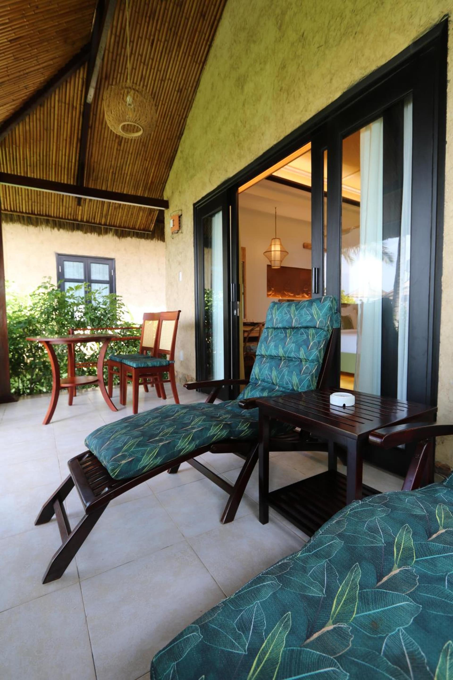 Bamboo Village Beach Resort & Spa