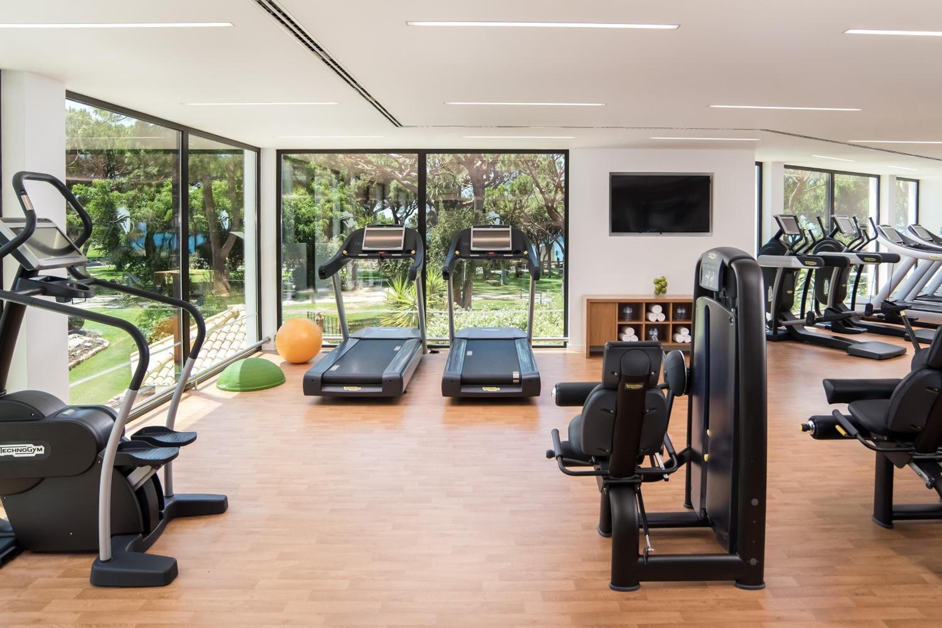 Pine Cliffs Residence, a Luxury Collection Resort, Algarve