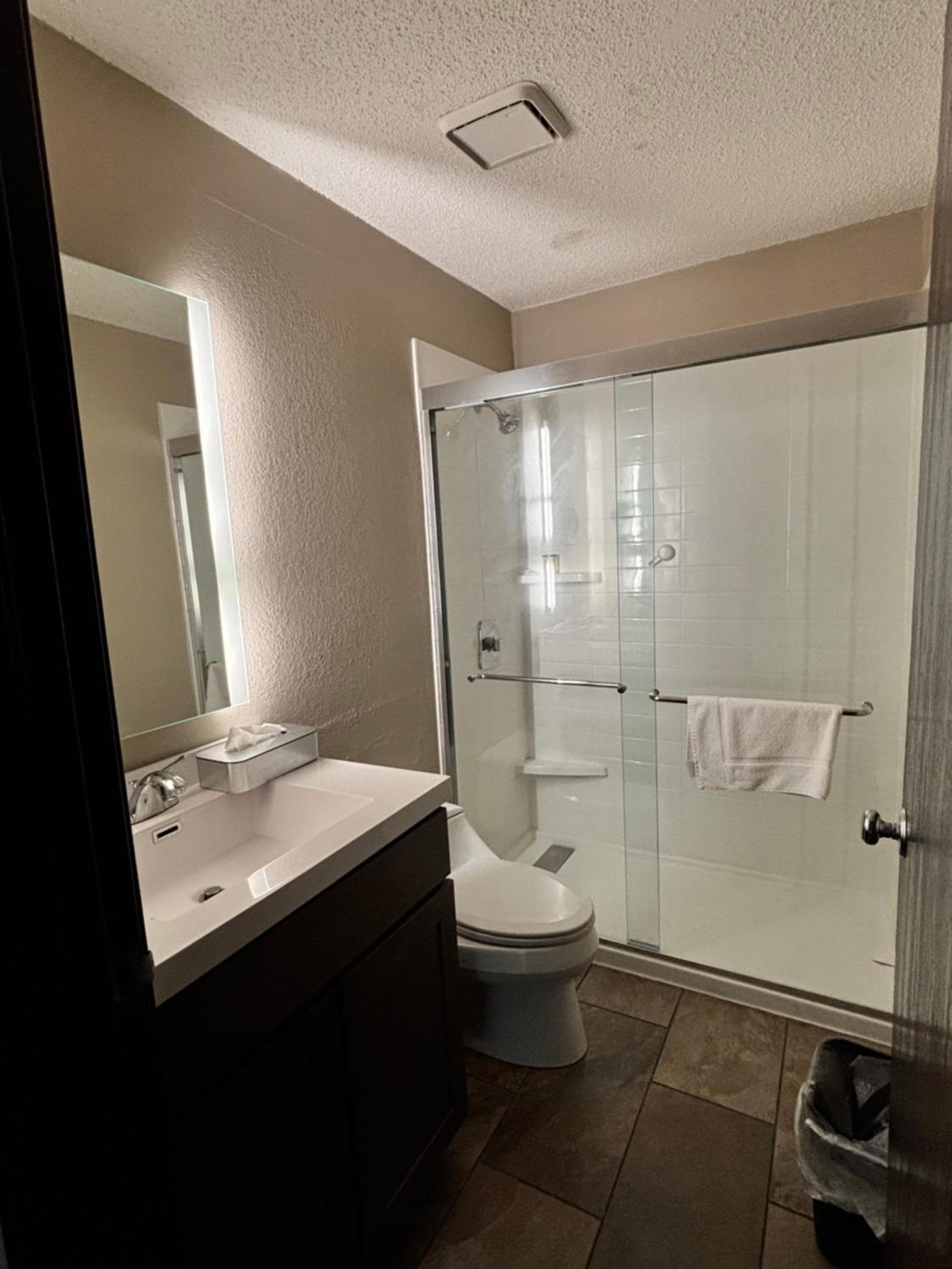 Super 8 by Wyndham Sterling Heights/Detroit Area