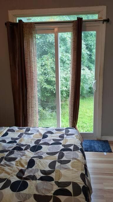 Multiple Fair Price Great Amenities Rooms