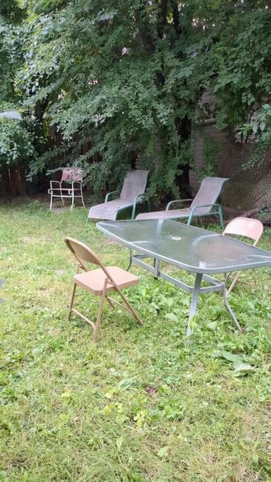 Multiple Fair Price Great Amenities Rooms
