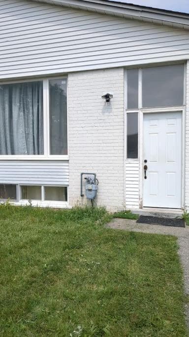 Multiple Fair Price Great Amenities Rooms