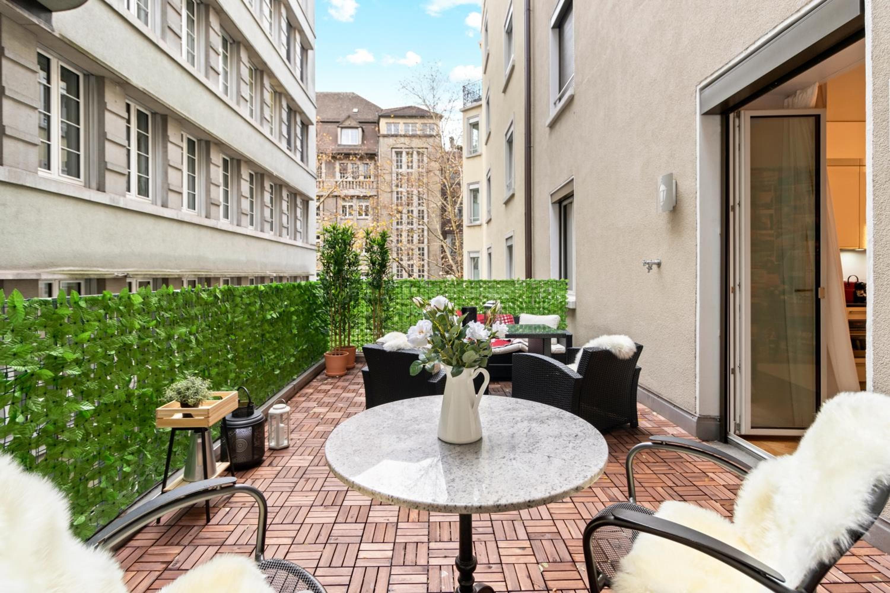 Central AC Private Terrace FreeParking