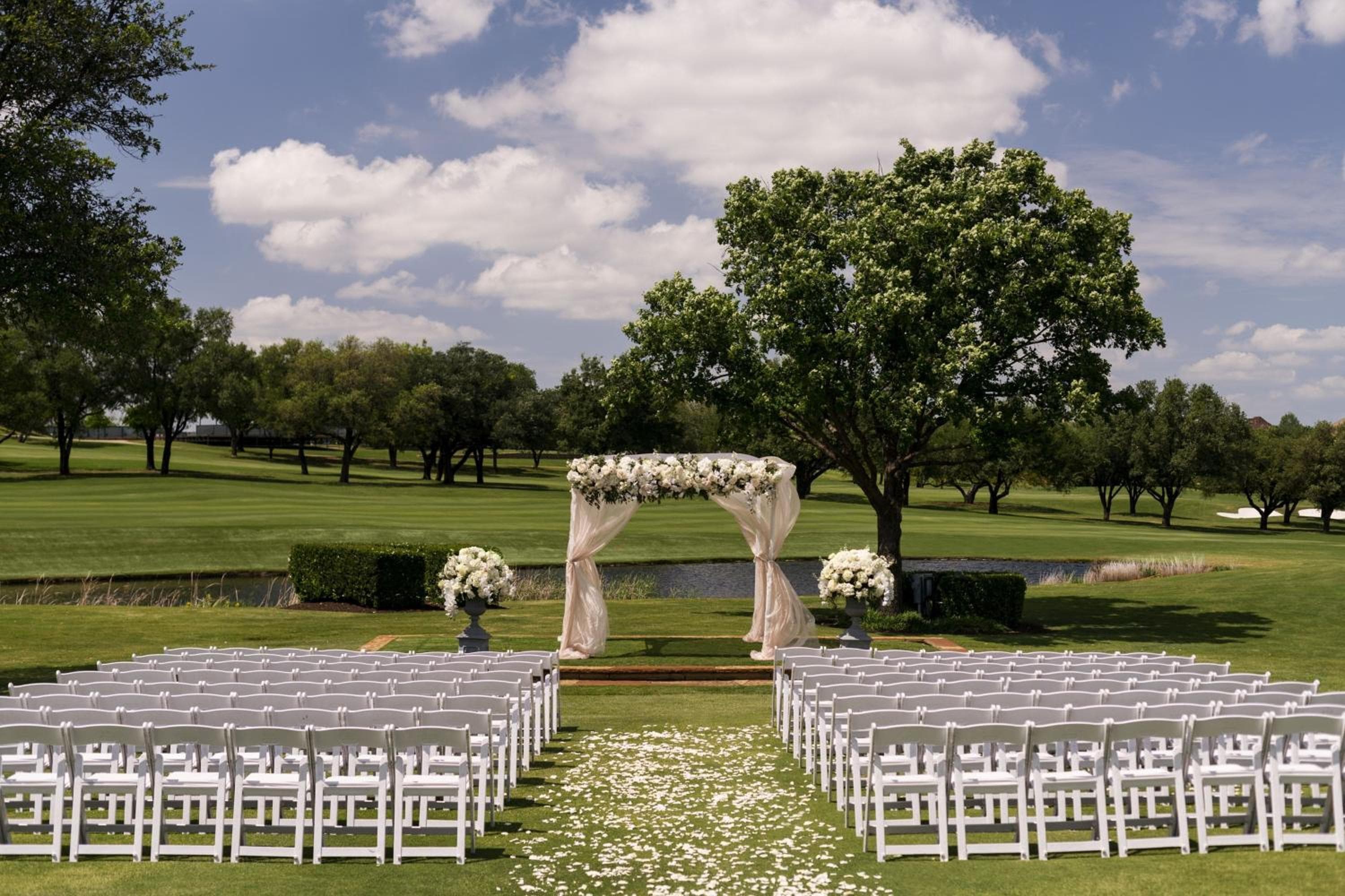 The Ritz-Carlton Dallas, Las Colinas