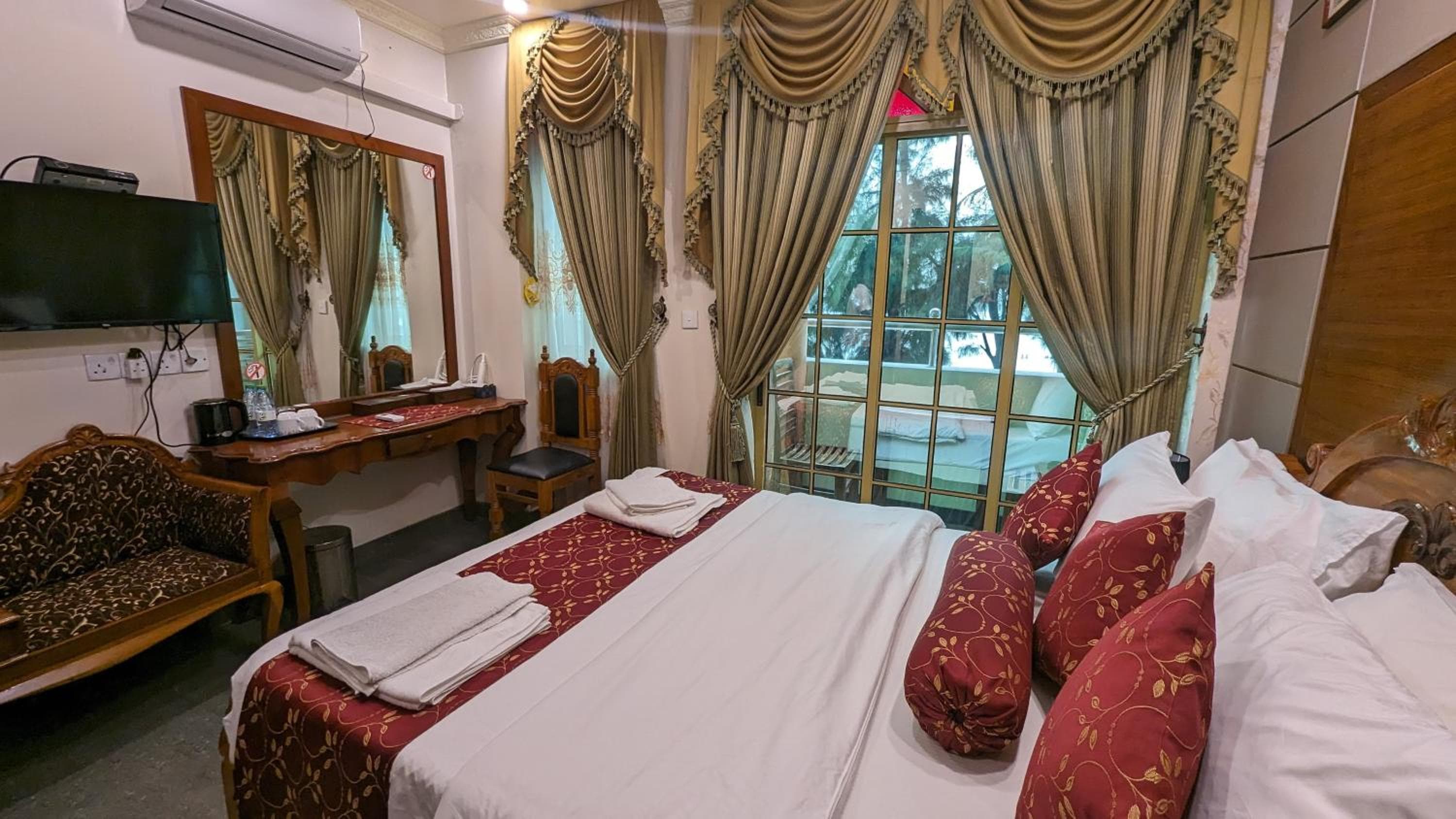 hotel room
