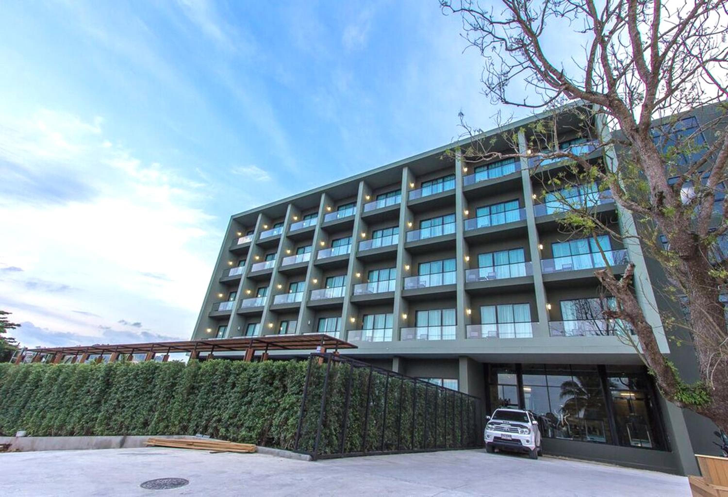 Sugar Marina Hotel -AVIATOR- Phuket Airport