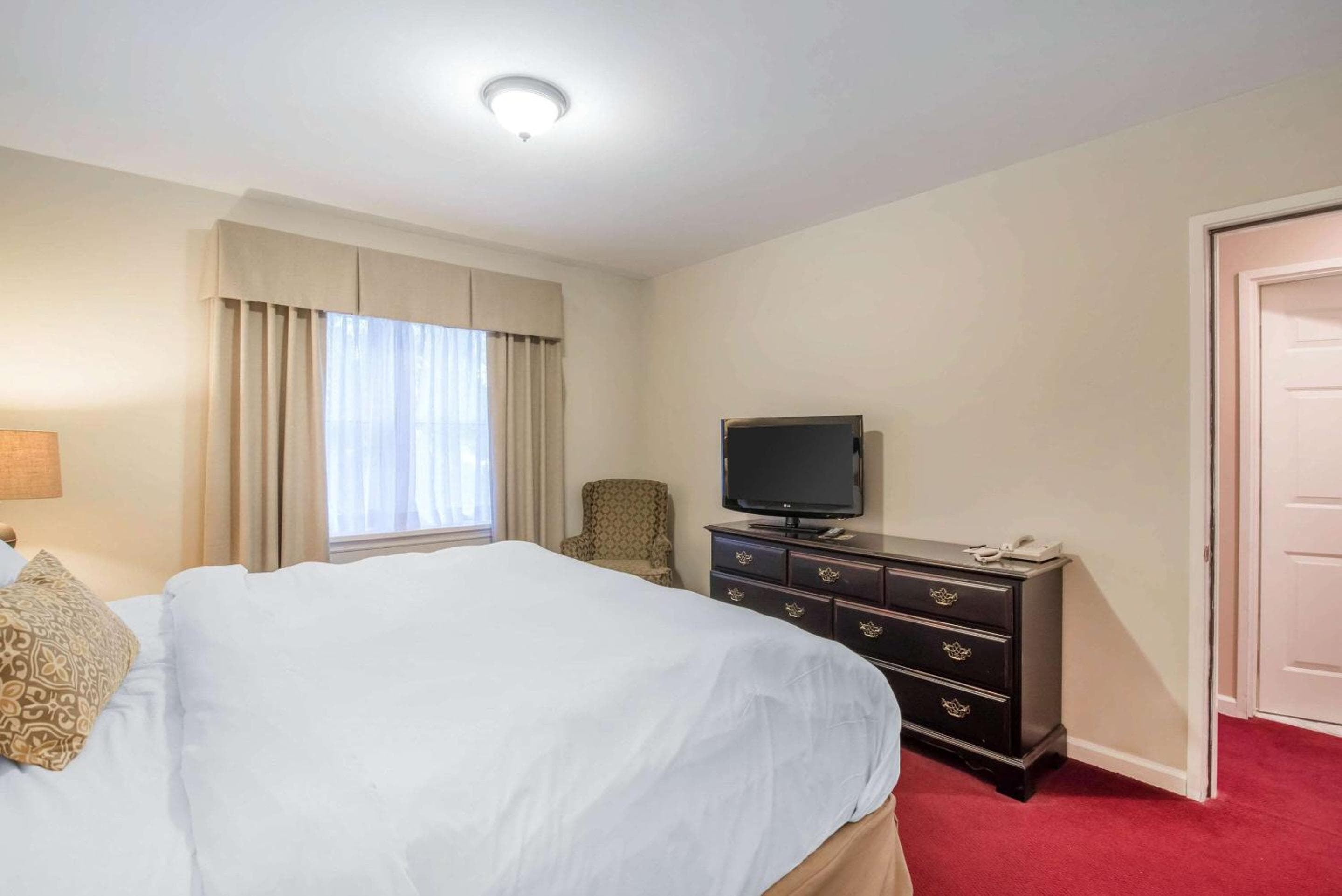 The Century House Latham - North Albany, an Ascend Collection Hotel