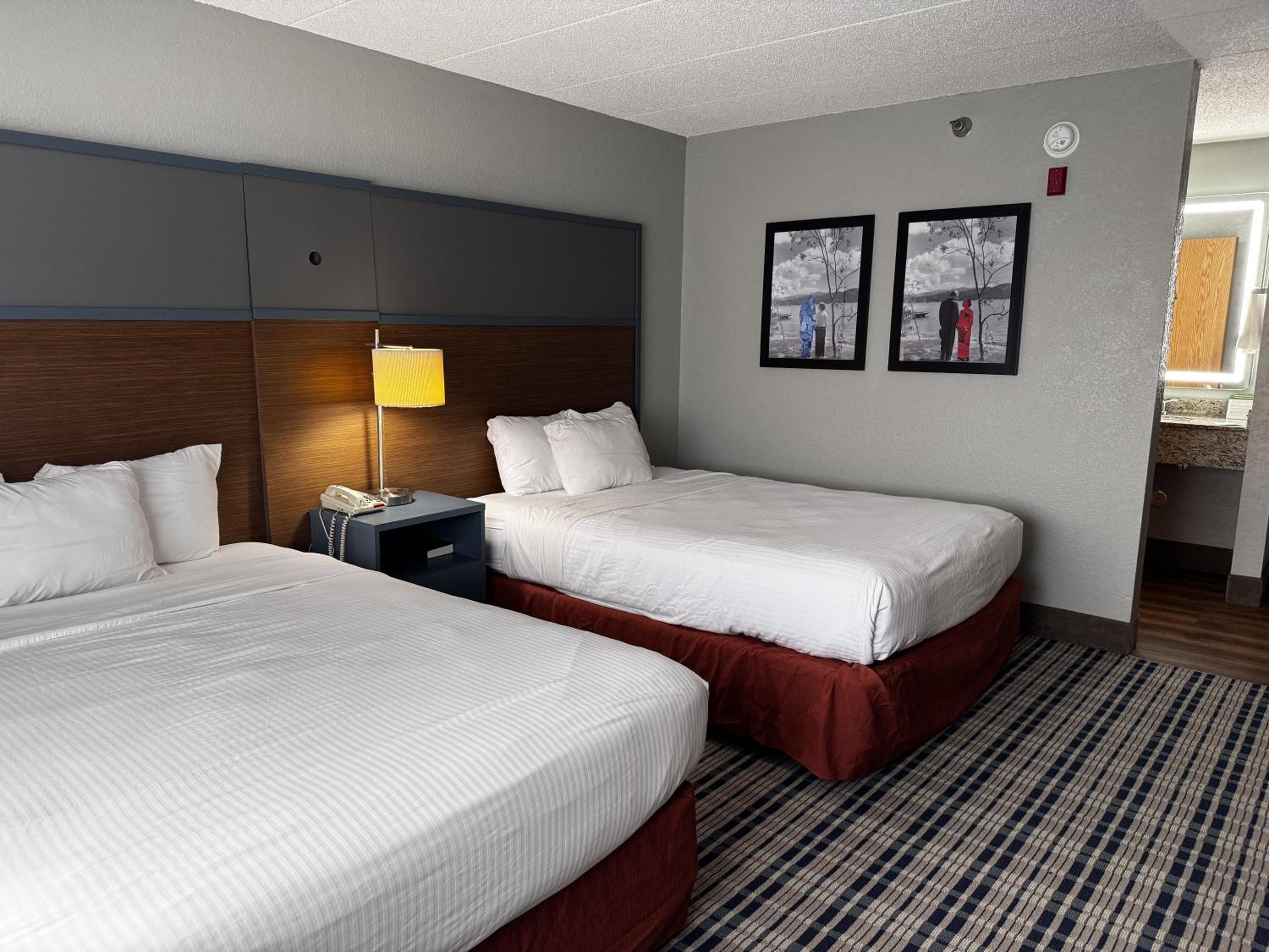 AmericInn by Wyndham White Bear Lake St. Paul