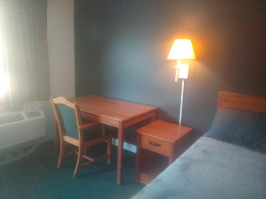 Hotel King Beds Studio 122