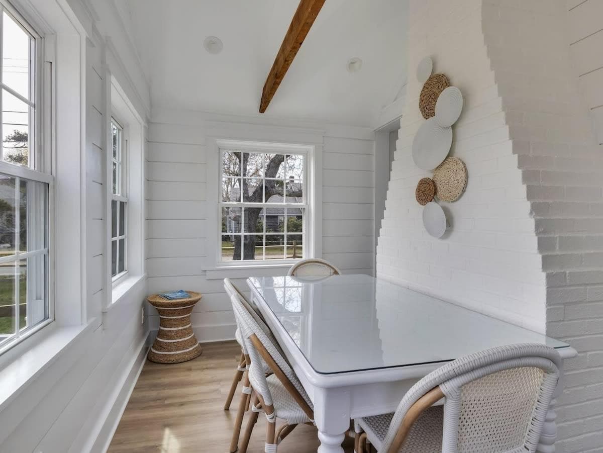 Cozy Family Retreat Sleeps 14 Pets Fire Pit