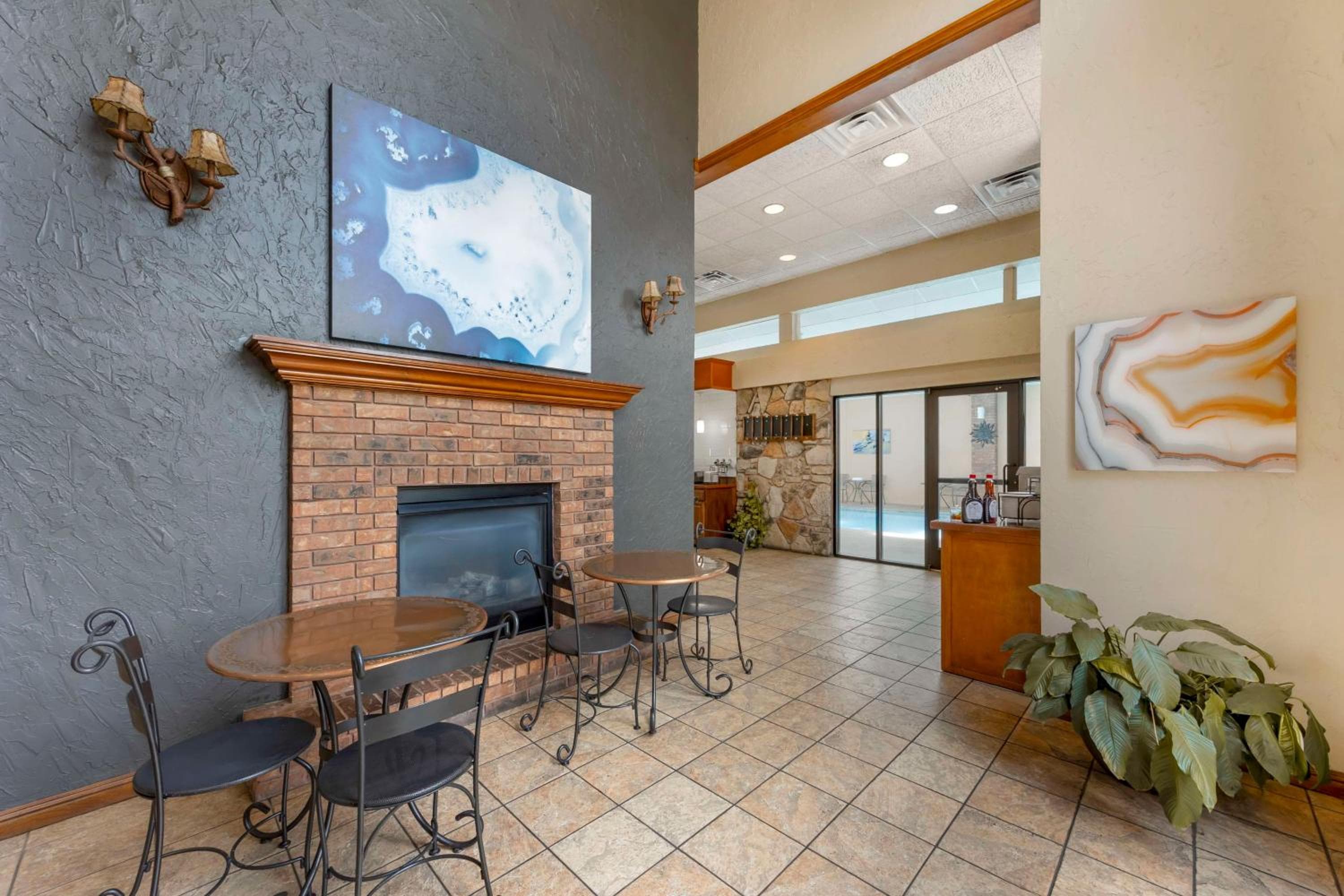Best Western Plus Landing View Inn & Suites
