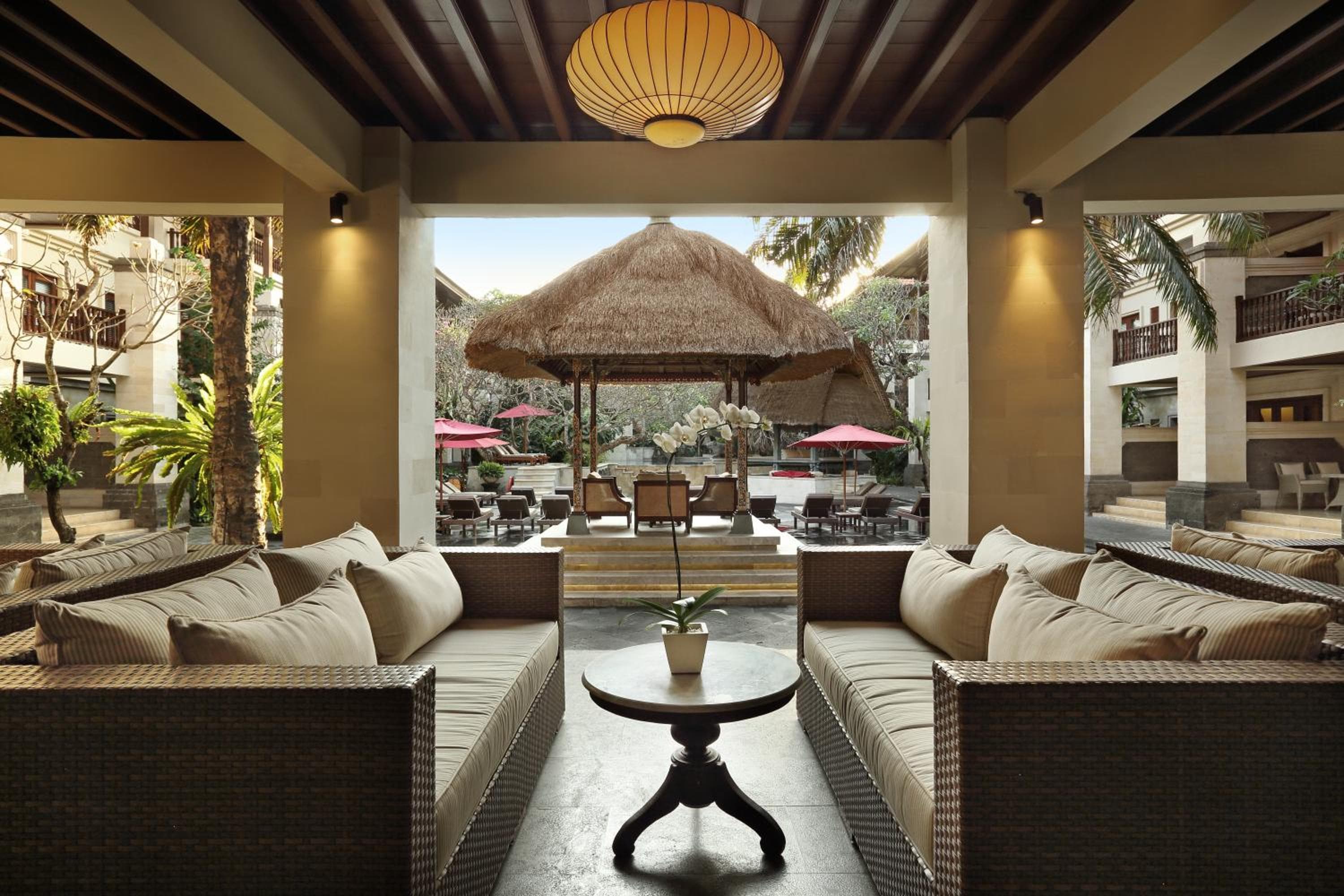 Puri Santrian Beach Resort And Spa