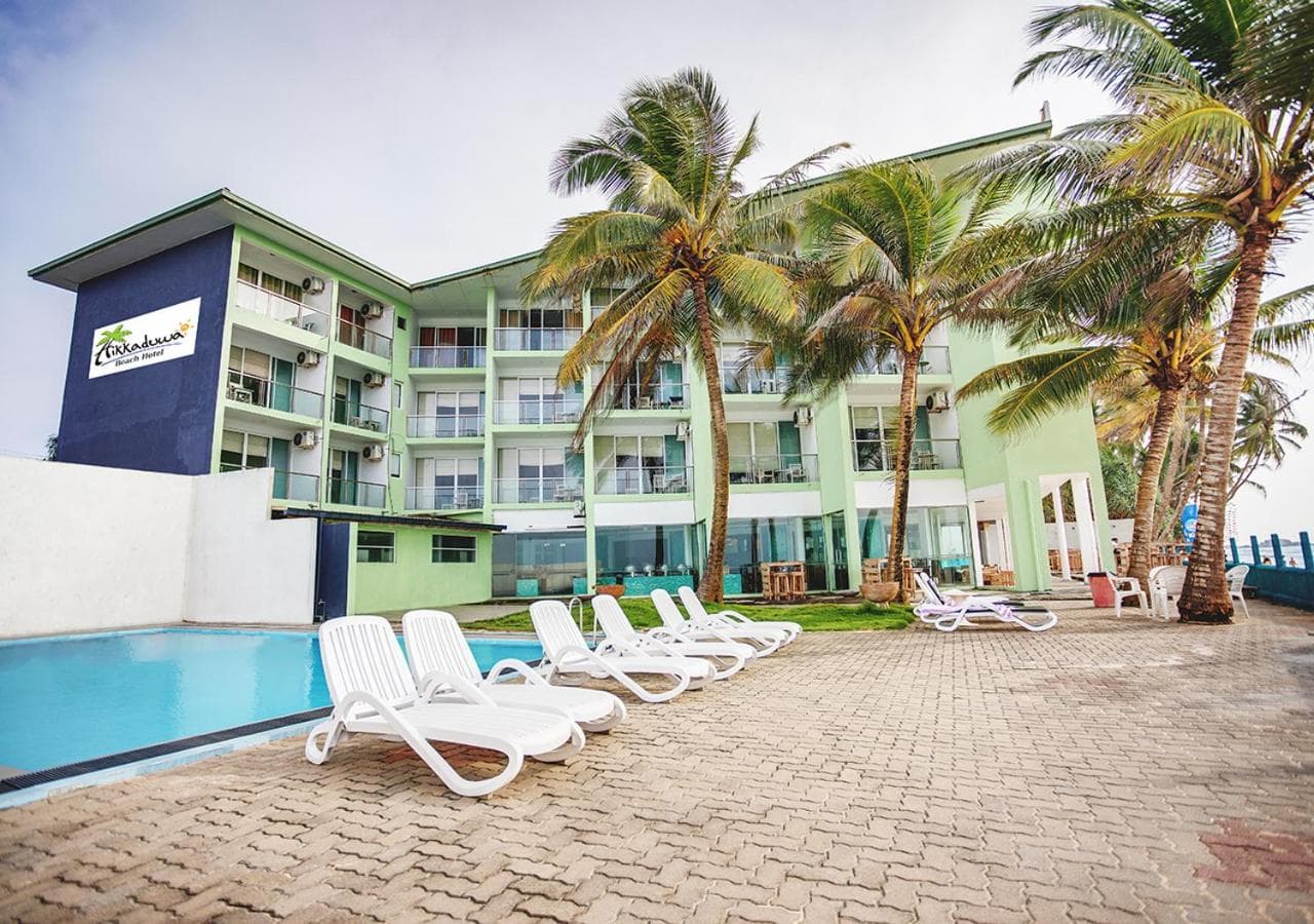 Hikkaduwa Beach Hotel - Free Upgrades from Non-Sea View Rooms to Deluxe Ocean View Rooms!