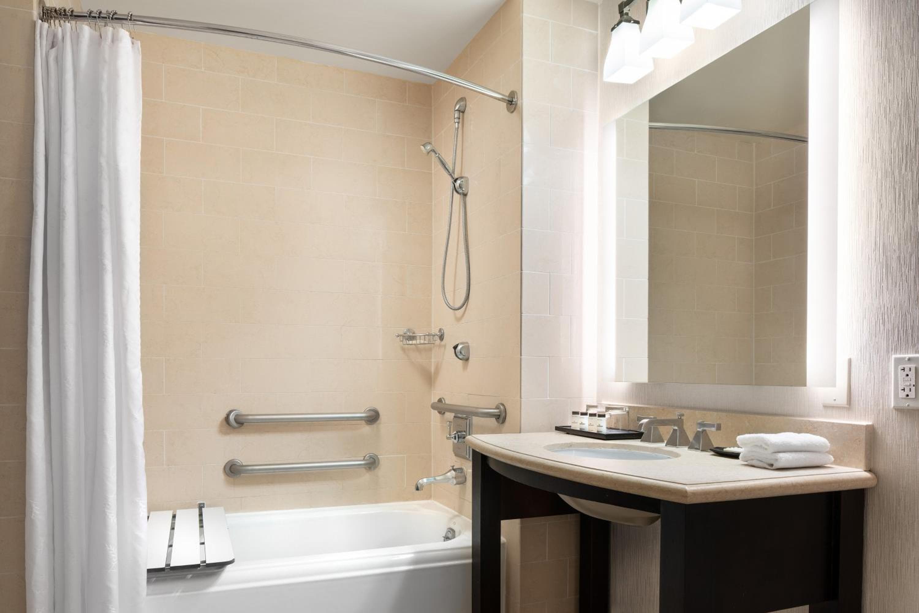 Sheraton Garden Grove-Anaheim South