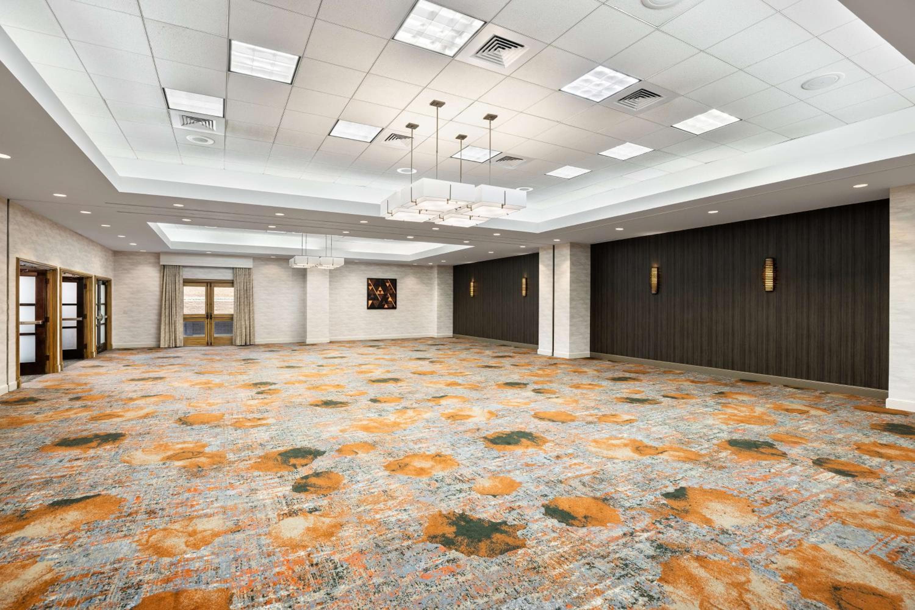 DoubleTree Suites by Hilton Austin Downtown Capitol