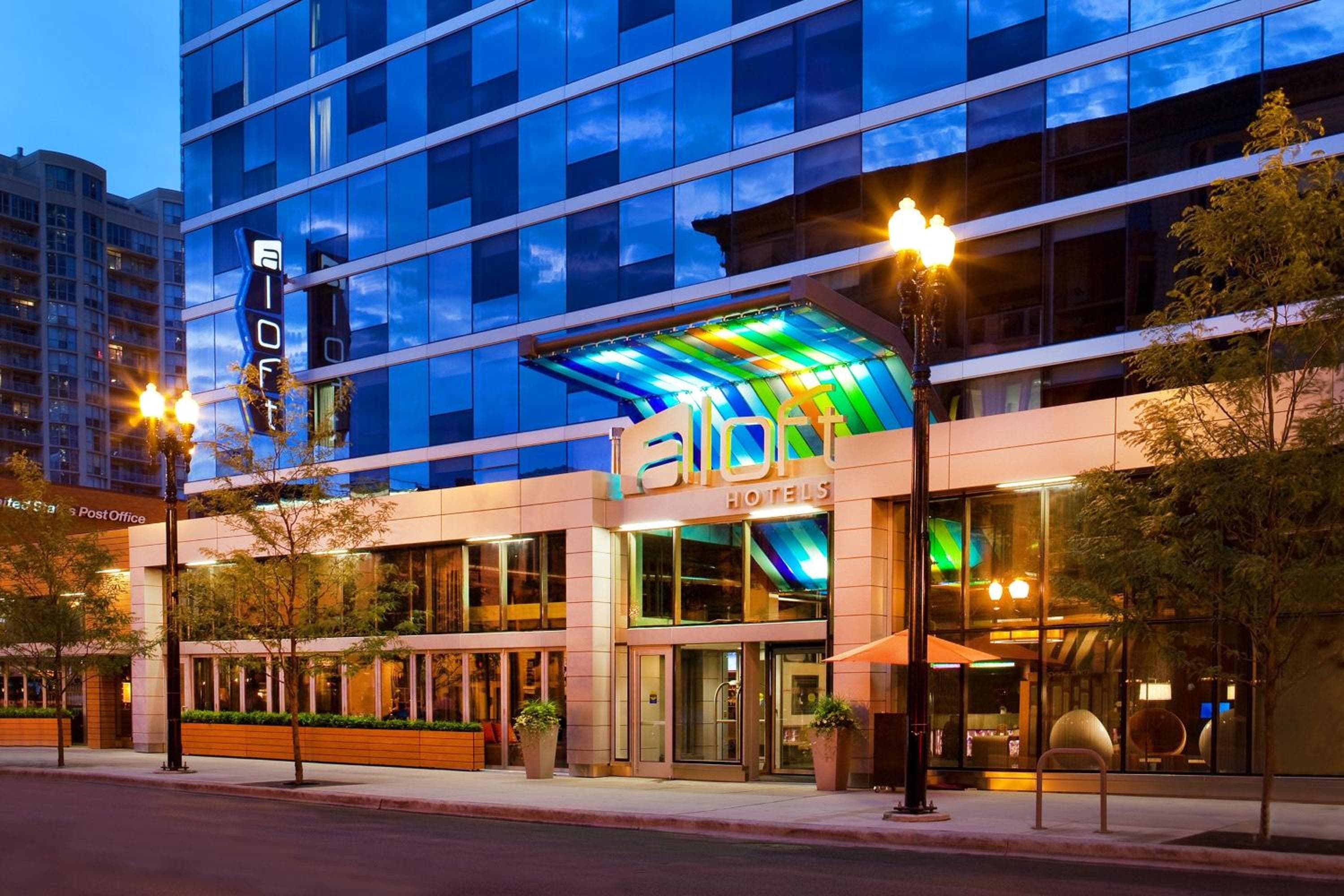 Aloft by Marriott Chicago Downtown River North