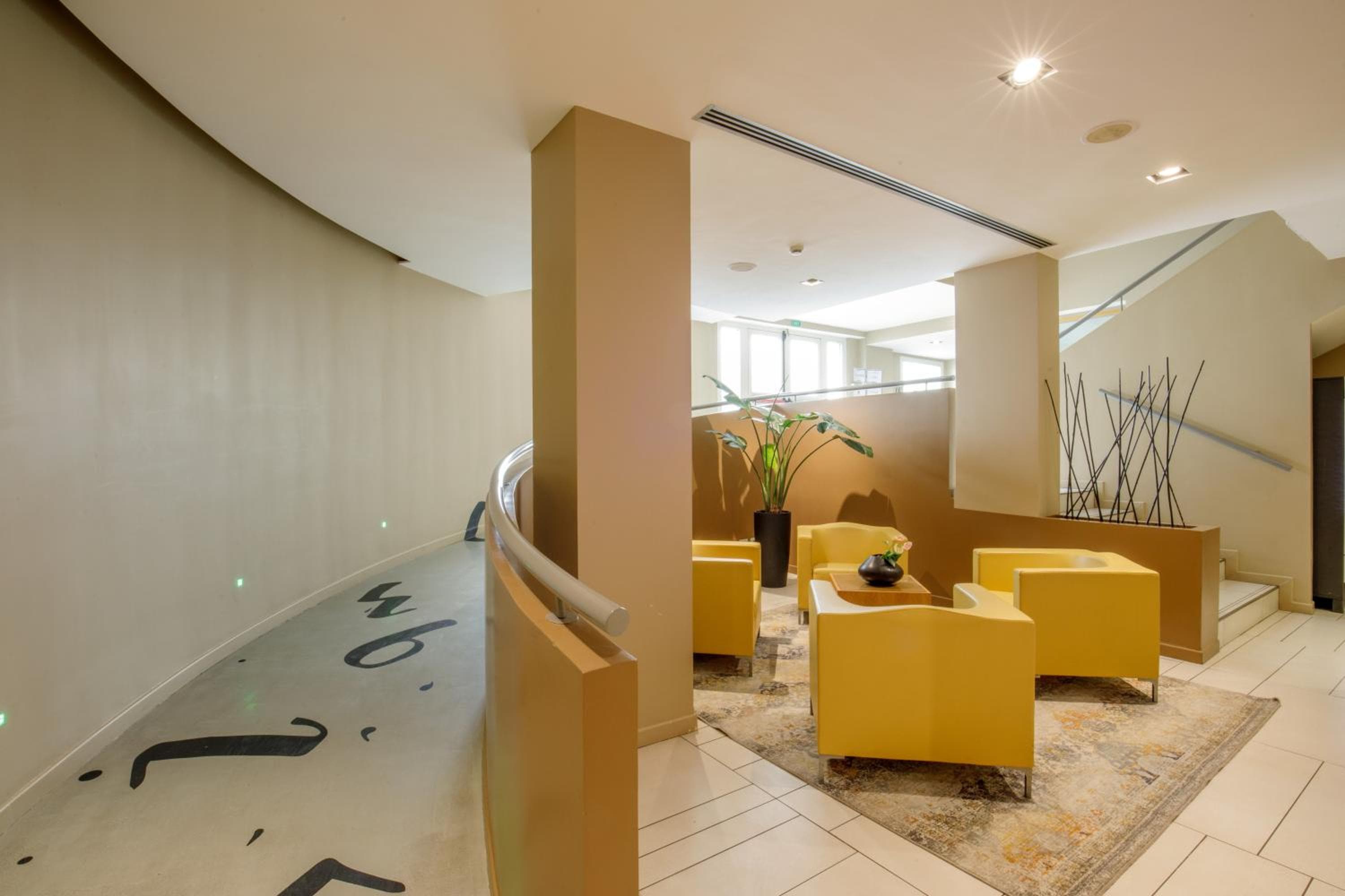Best Western Plus Hotel Globus