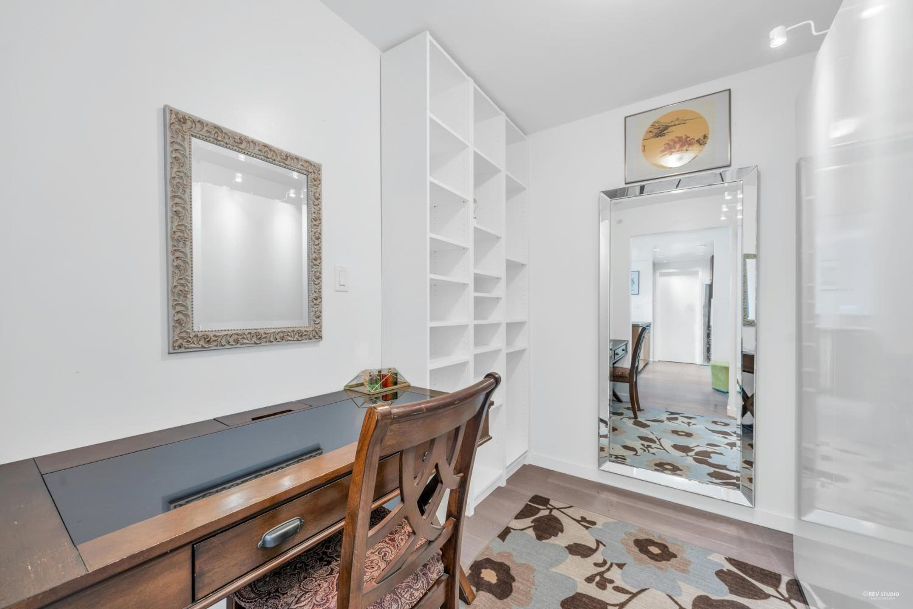 Best Location Downtown Chic Suites