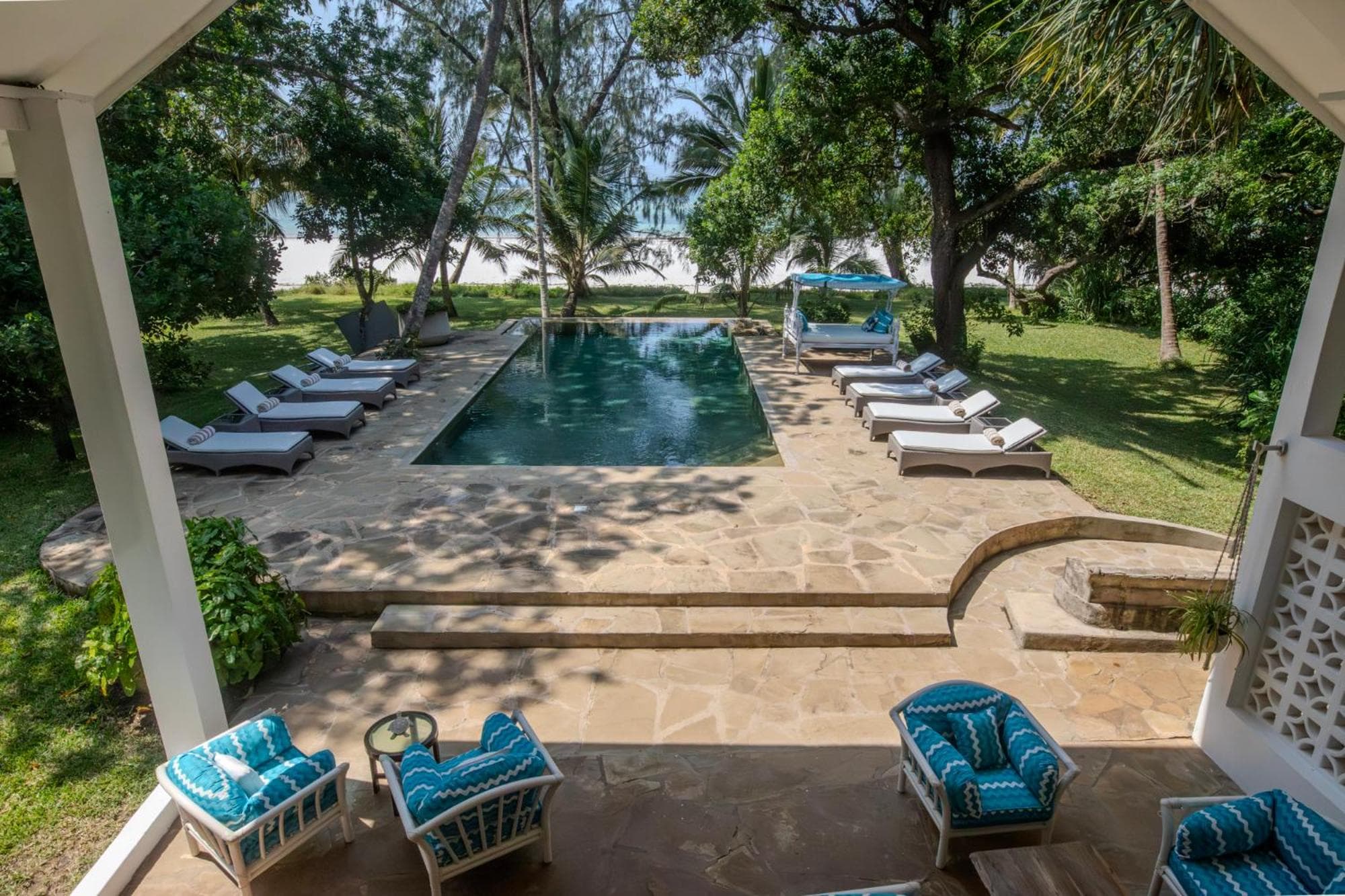 Nomad Beach Resort