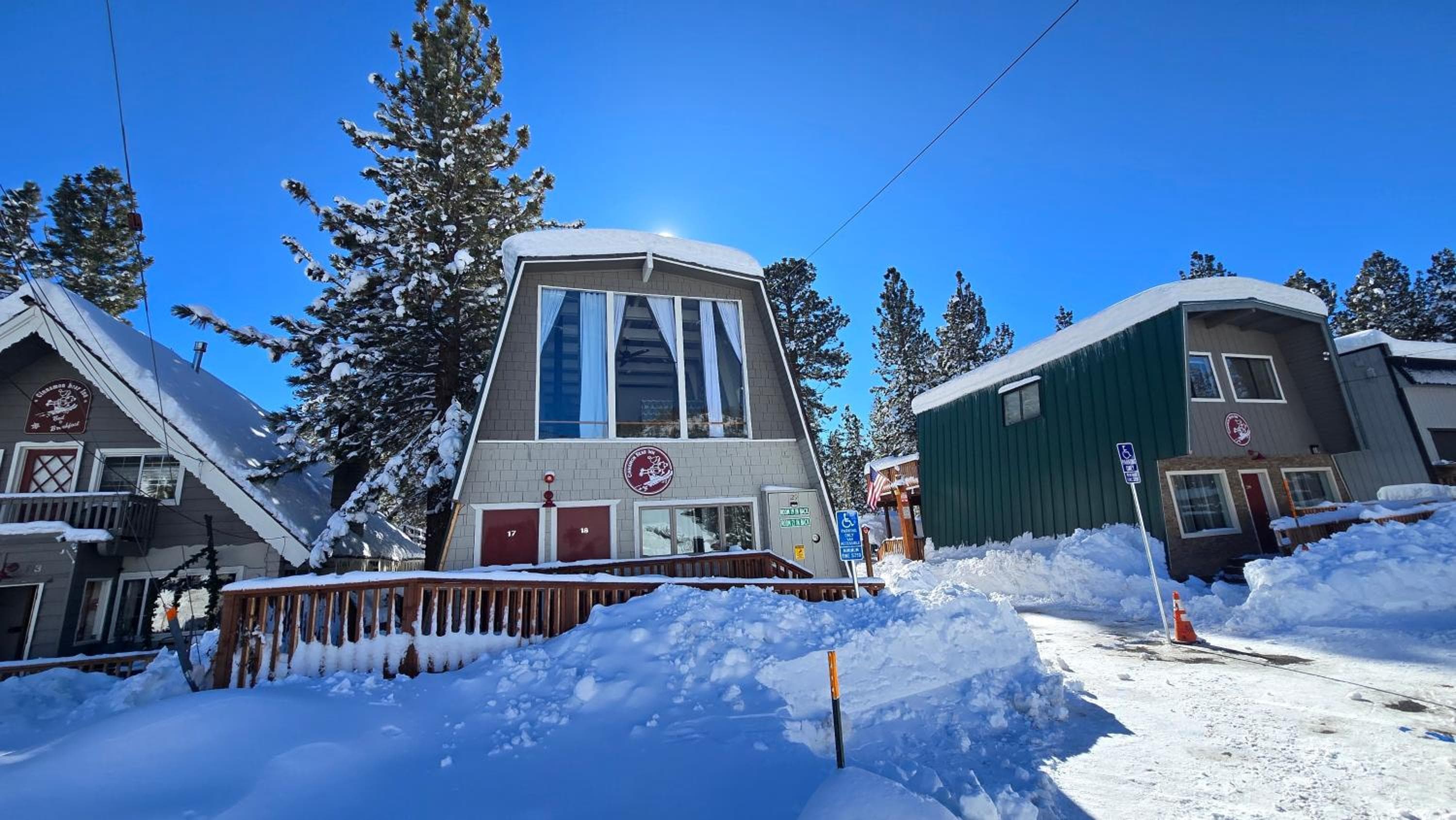 Cinnamon Bear Inn