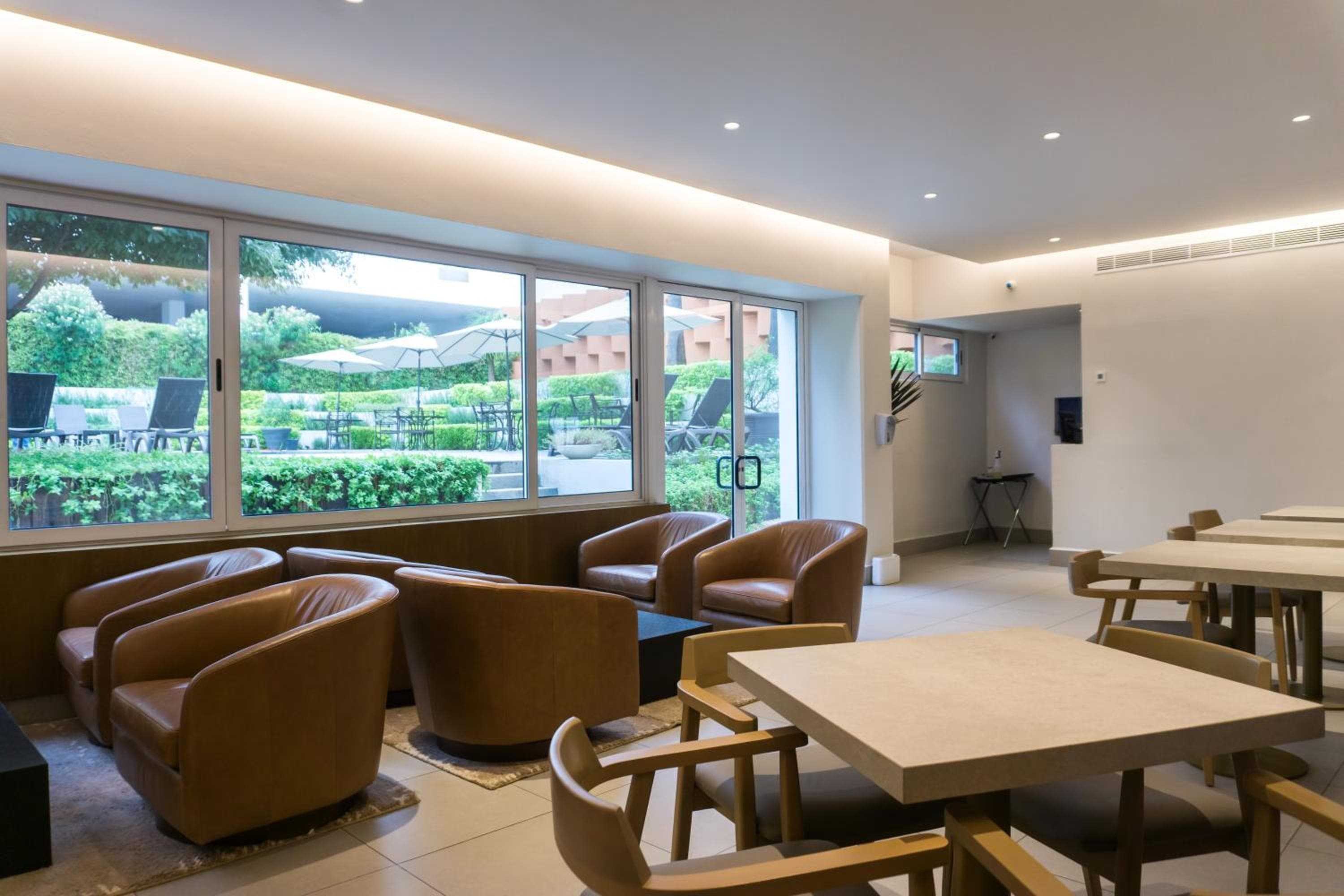 Comfort Inn Monterrey Valle