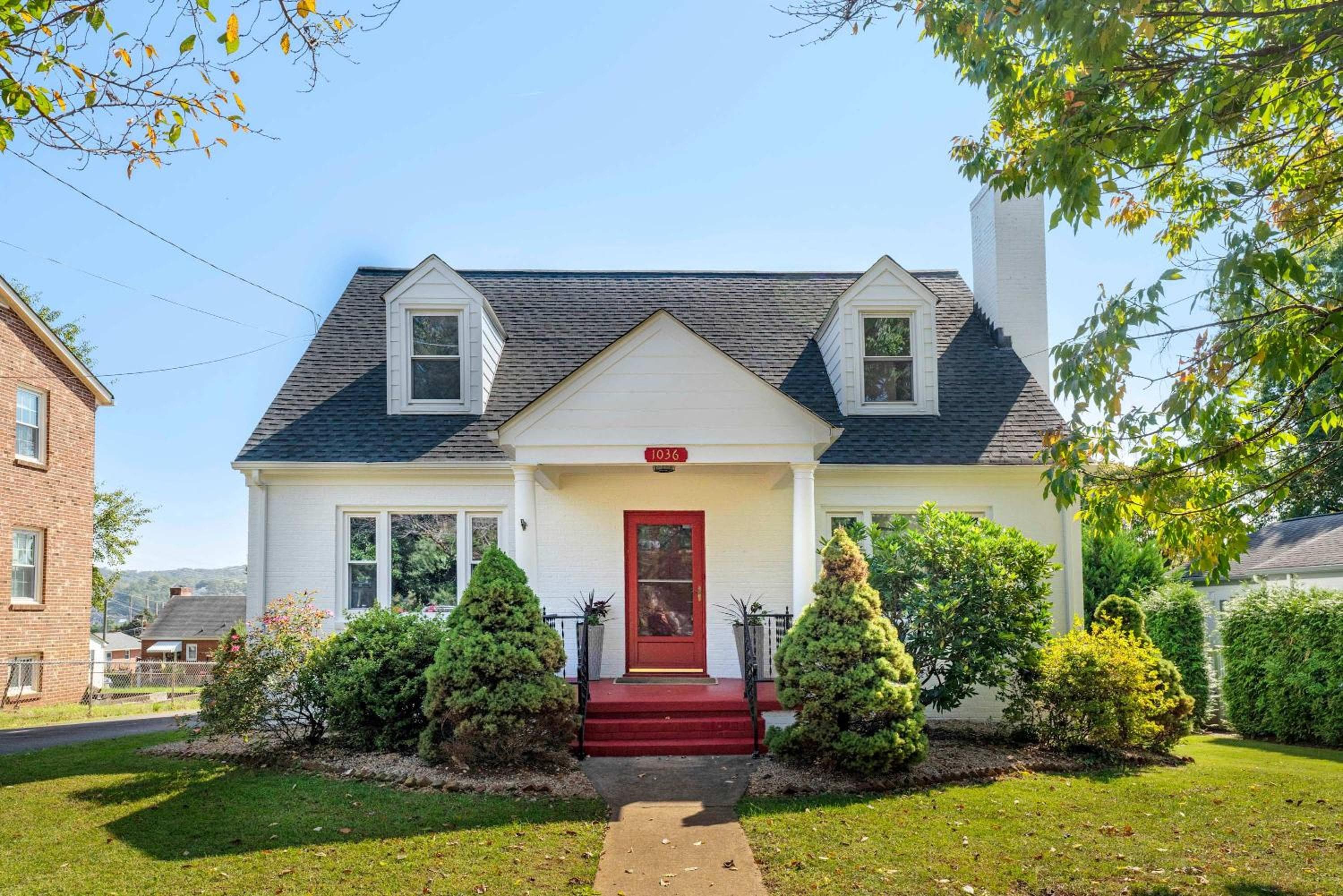 Charming Cape Cod Home in Heart of Charlottesville