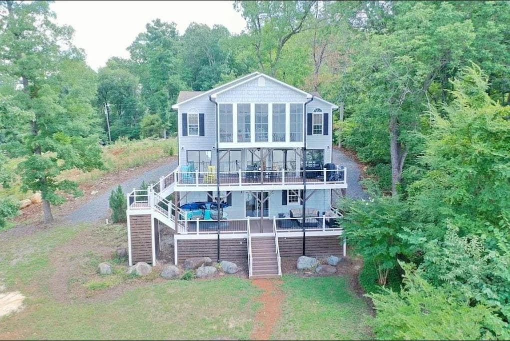 Casa do Lago - A Peaceful Lakefront Retreat!